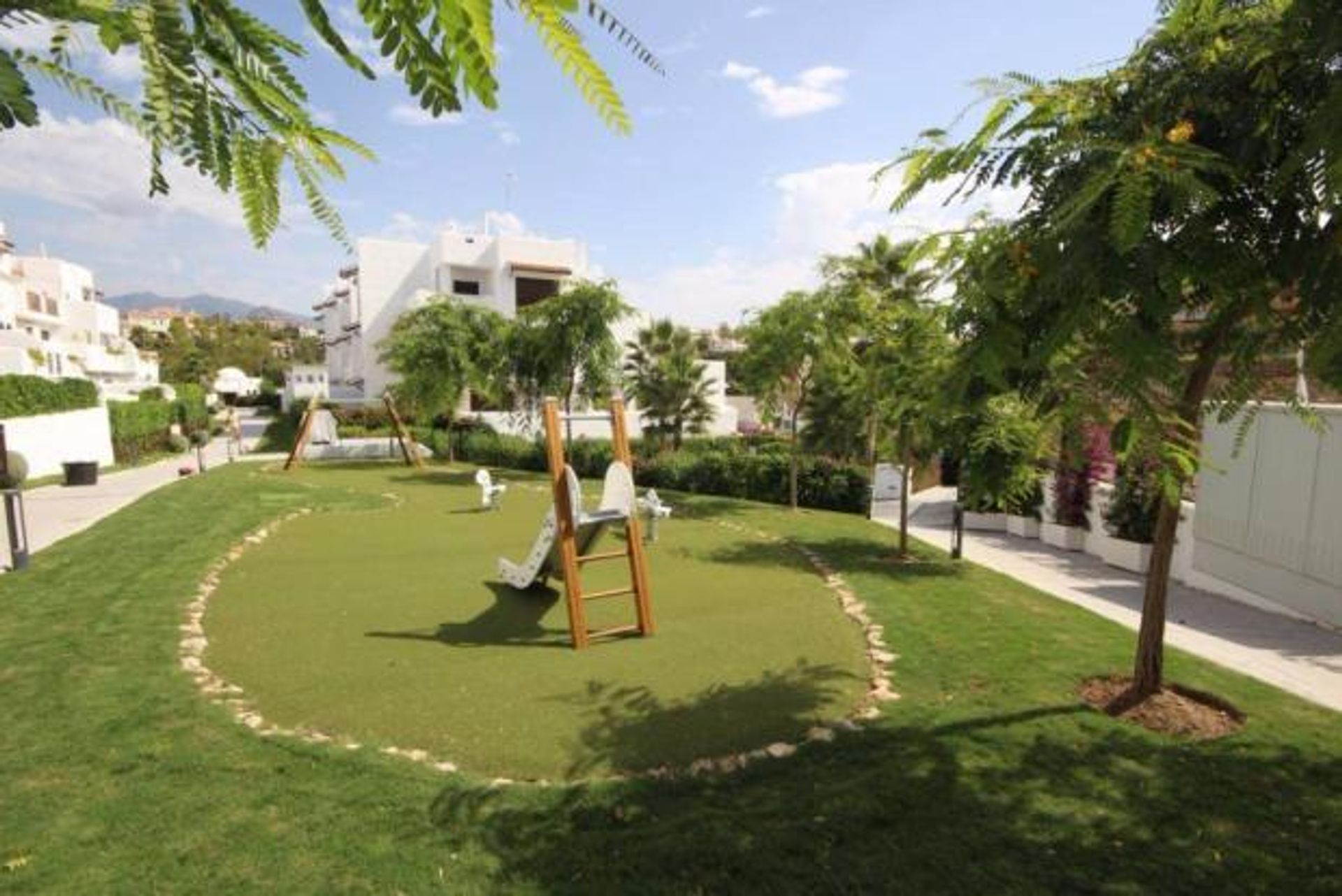 Condominio nel Estepona, Málaga 10016764