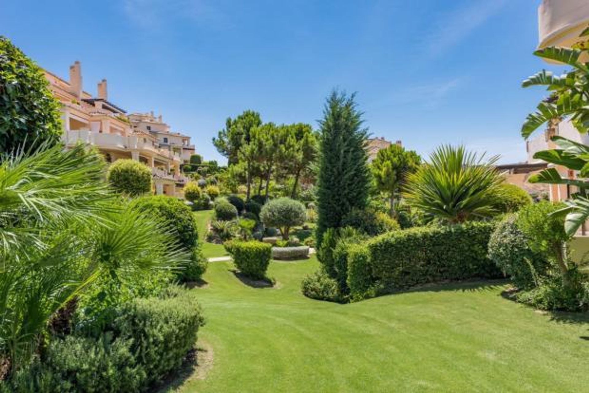 Condominium in Benahavís, Málaga 10016771