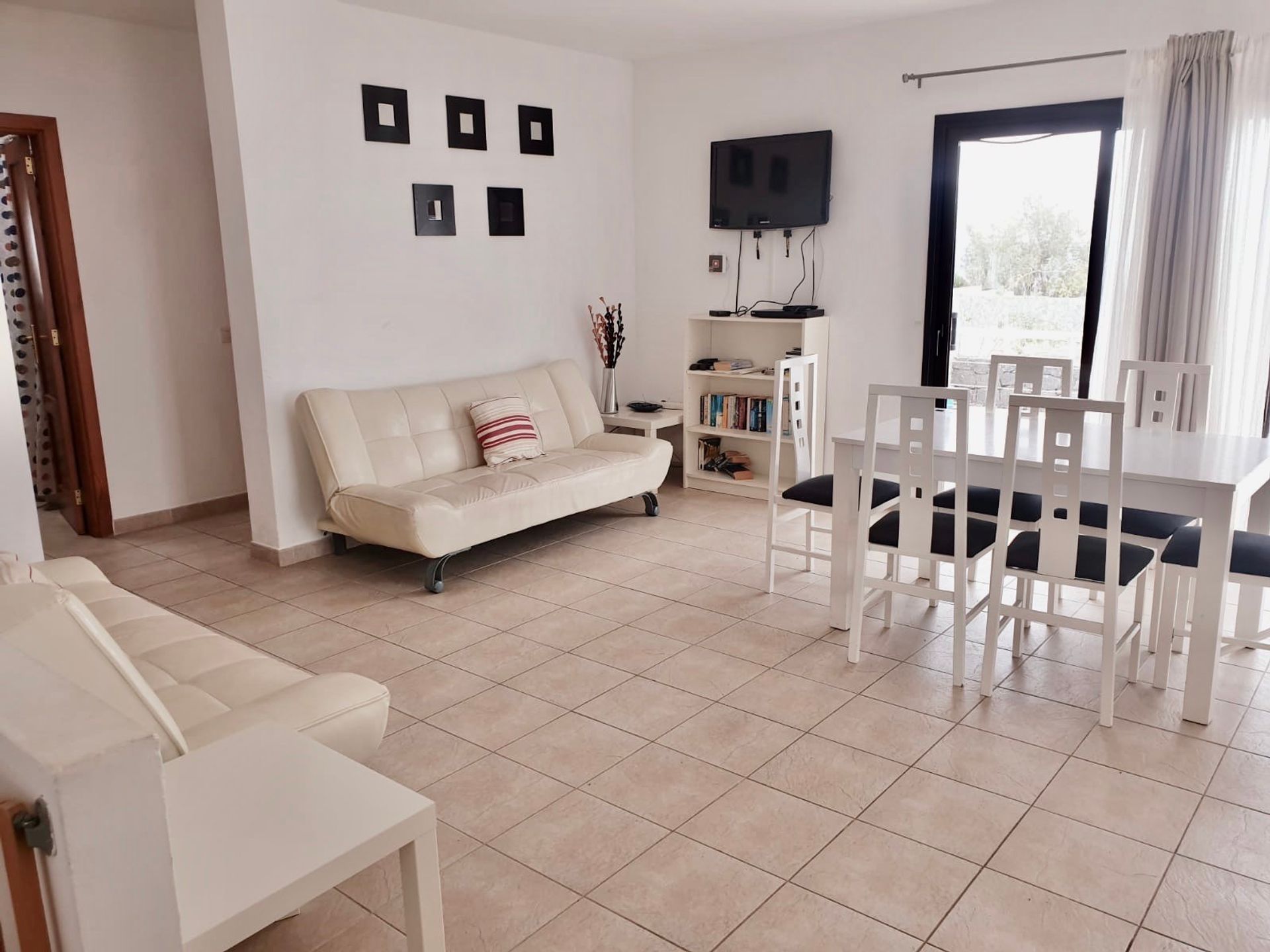 Condominium dans Uga, Canary Islands 10016842