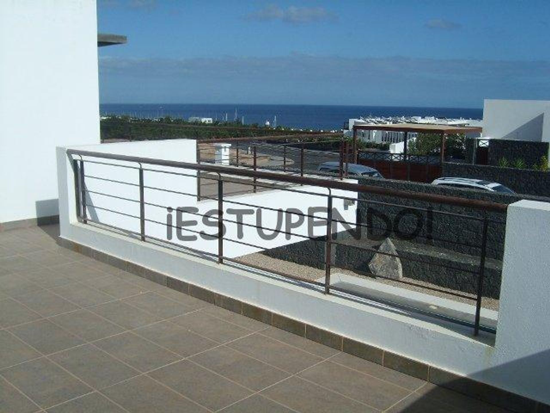 casa en Puerto Calero, Canary Islands 10016943