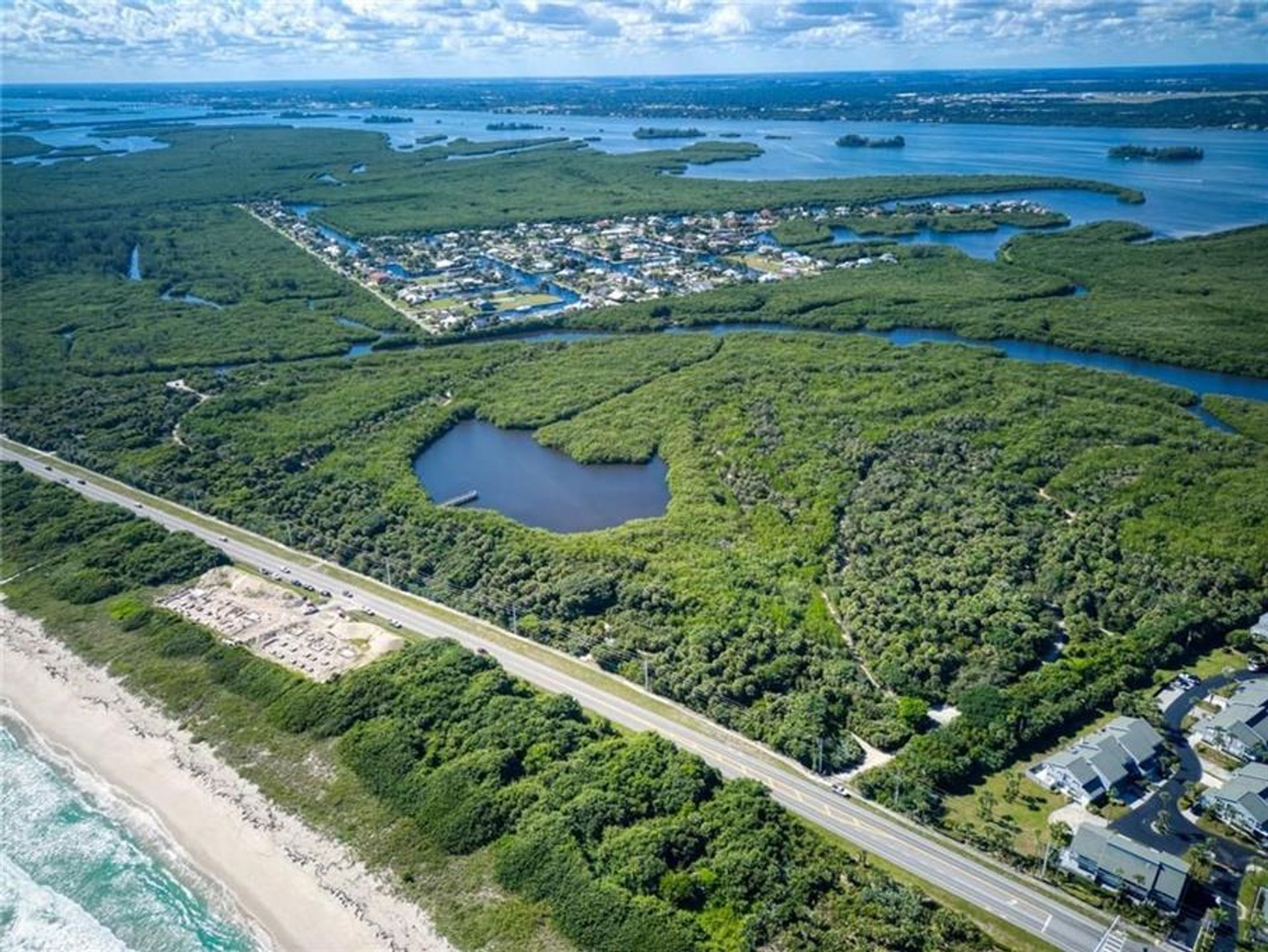 жилой дом в North Hutchinson Island, Florida 10017590