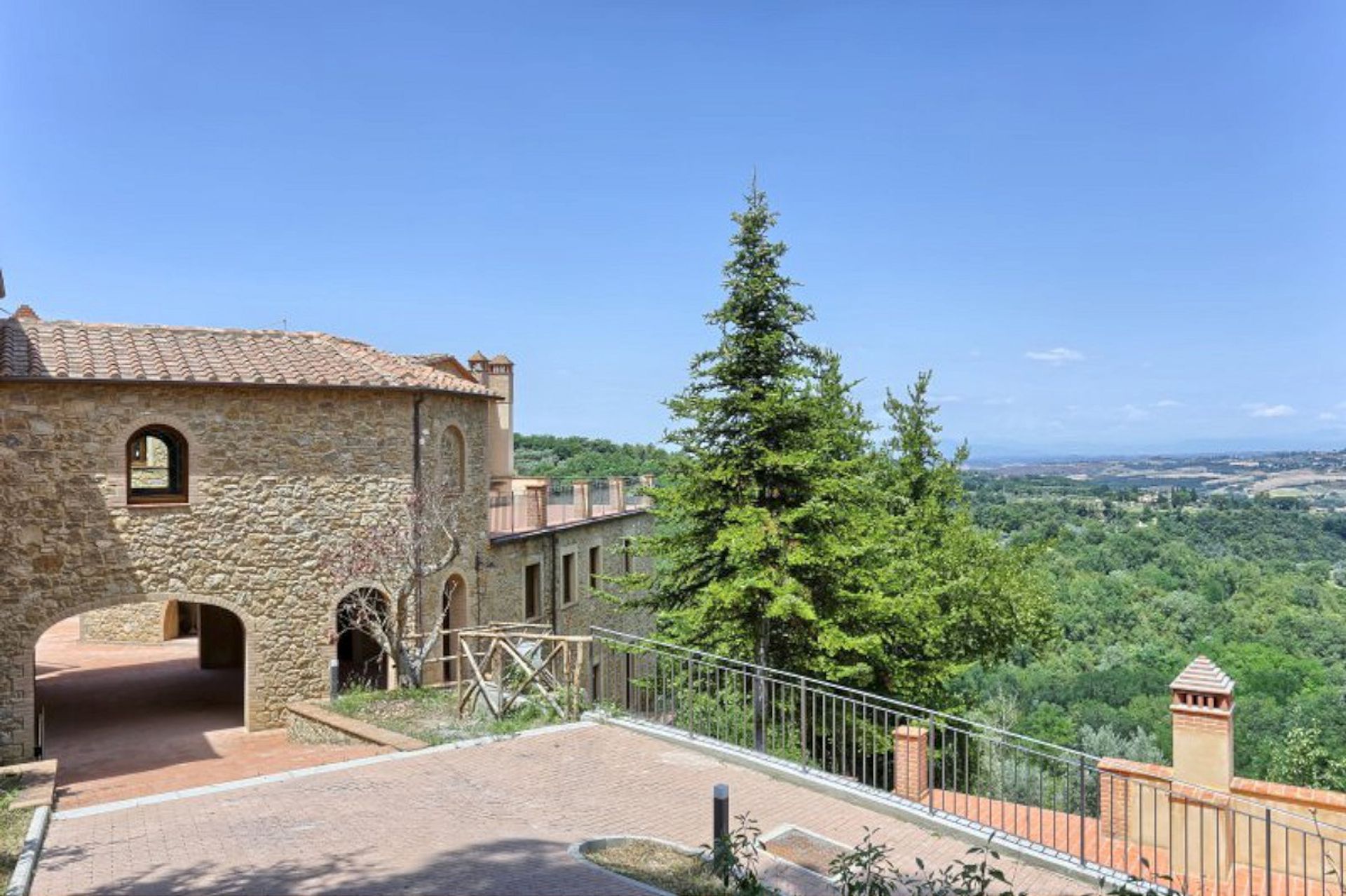 Kondominium di Volterra, Tuscany 10017608