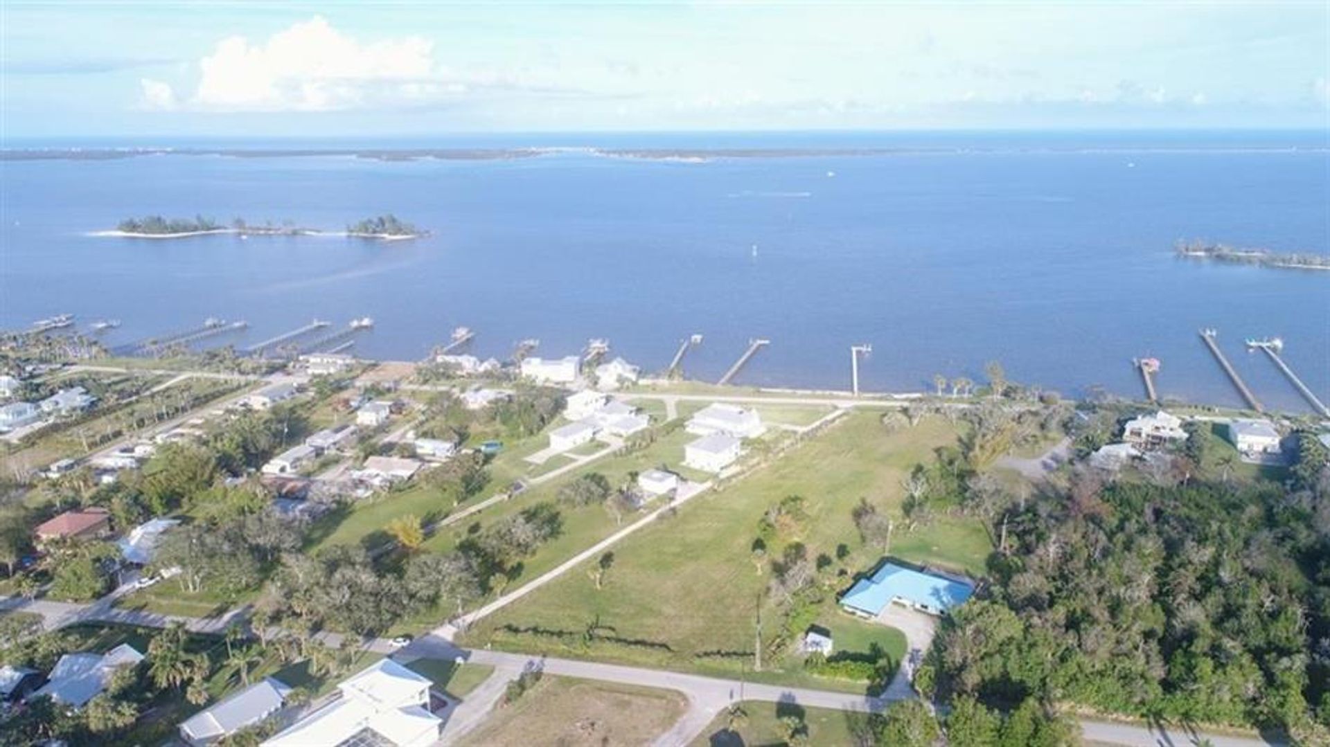 Tierra en Sebastian, Florida 10017916