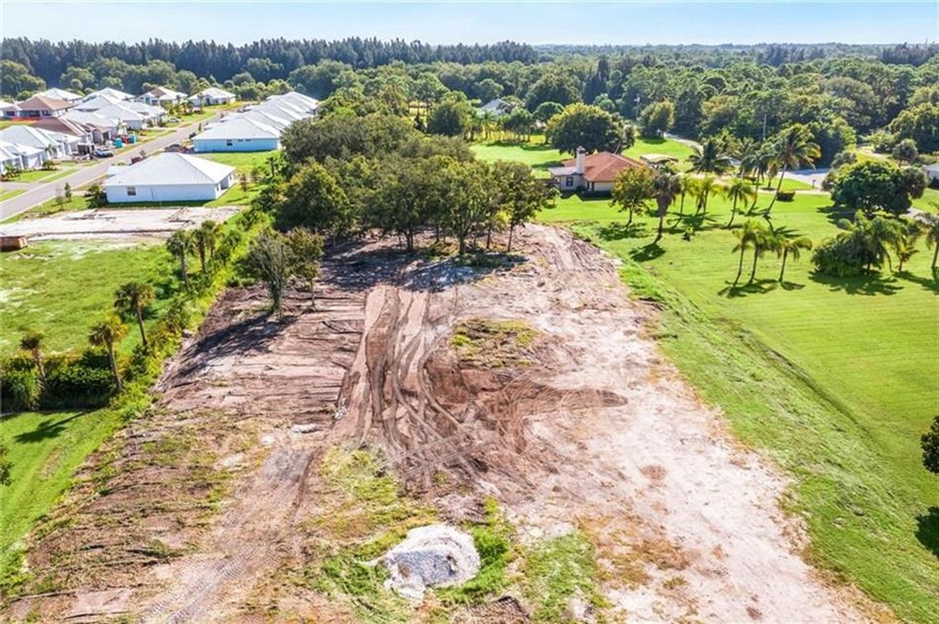 Land in Gifford, Florida 10018159