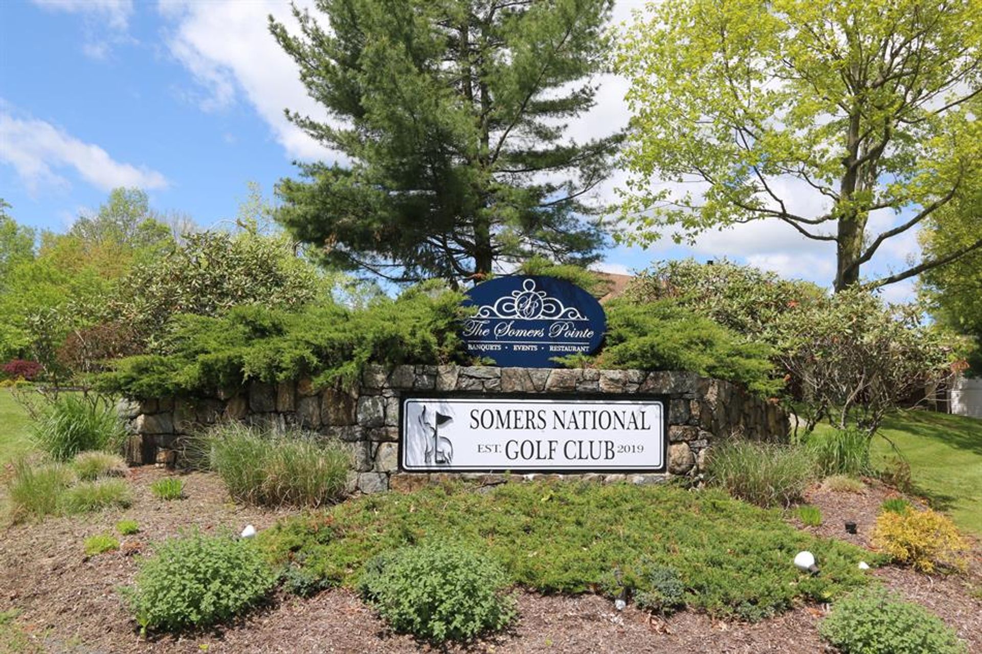 House in Somers, New York 10019400