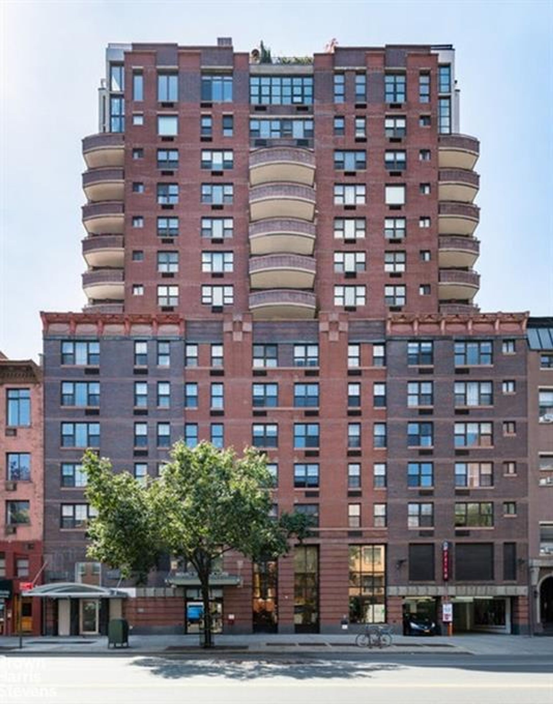 Condominium in West Village, New York 10019499