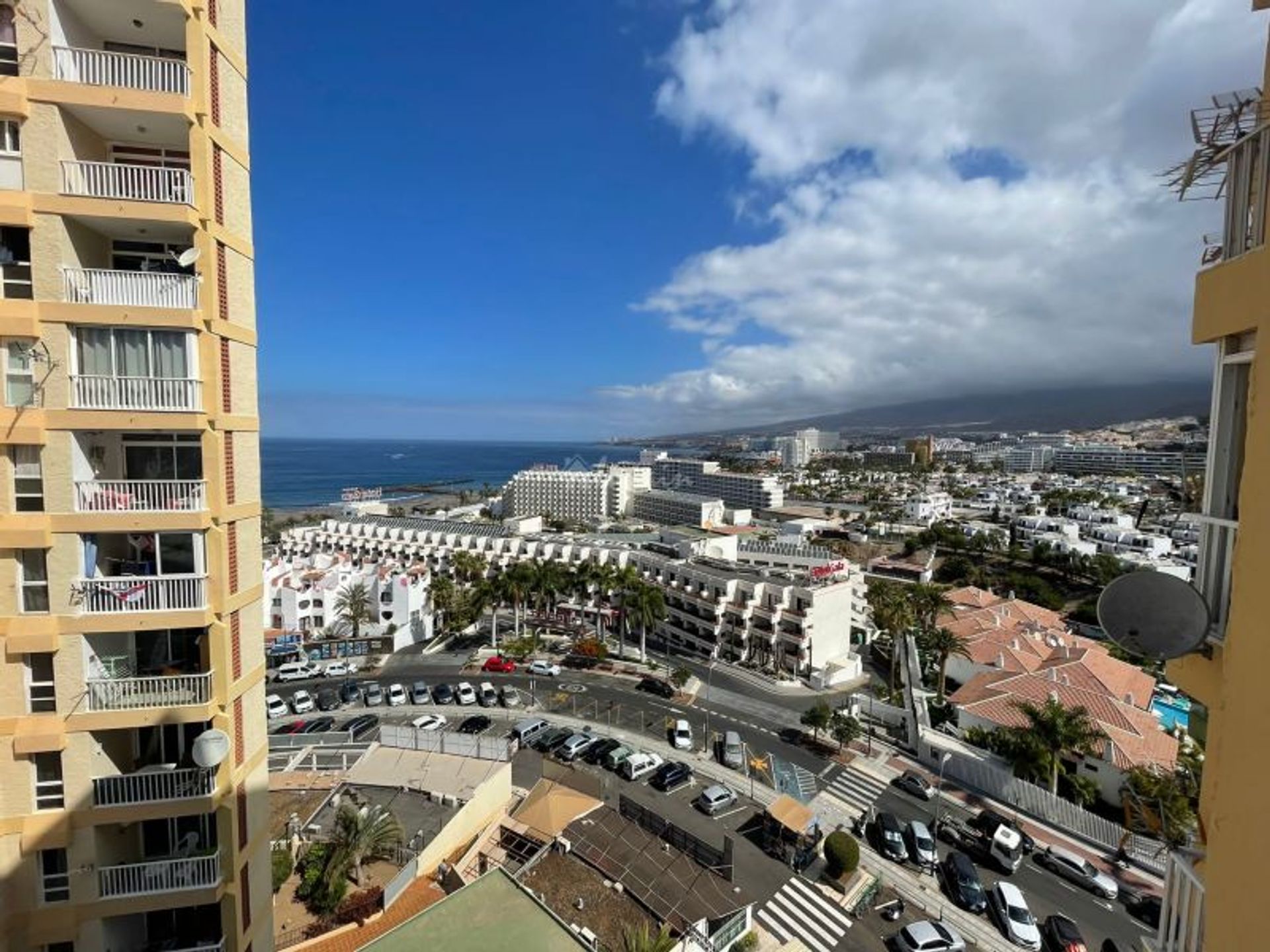 Condominium in El Guincho, Canary Islands 10019628