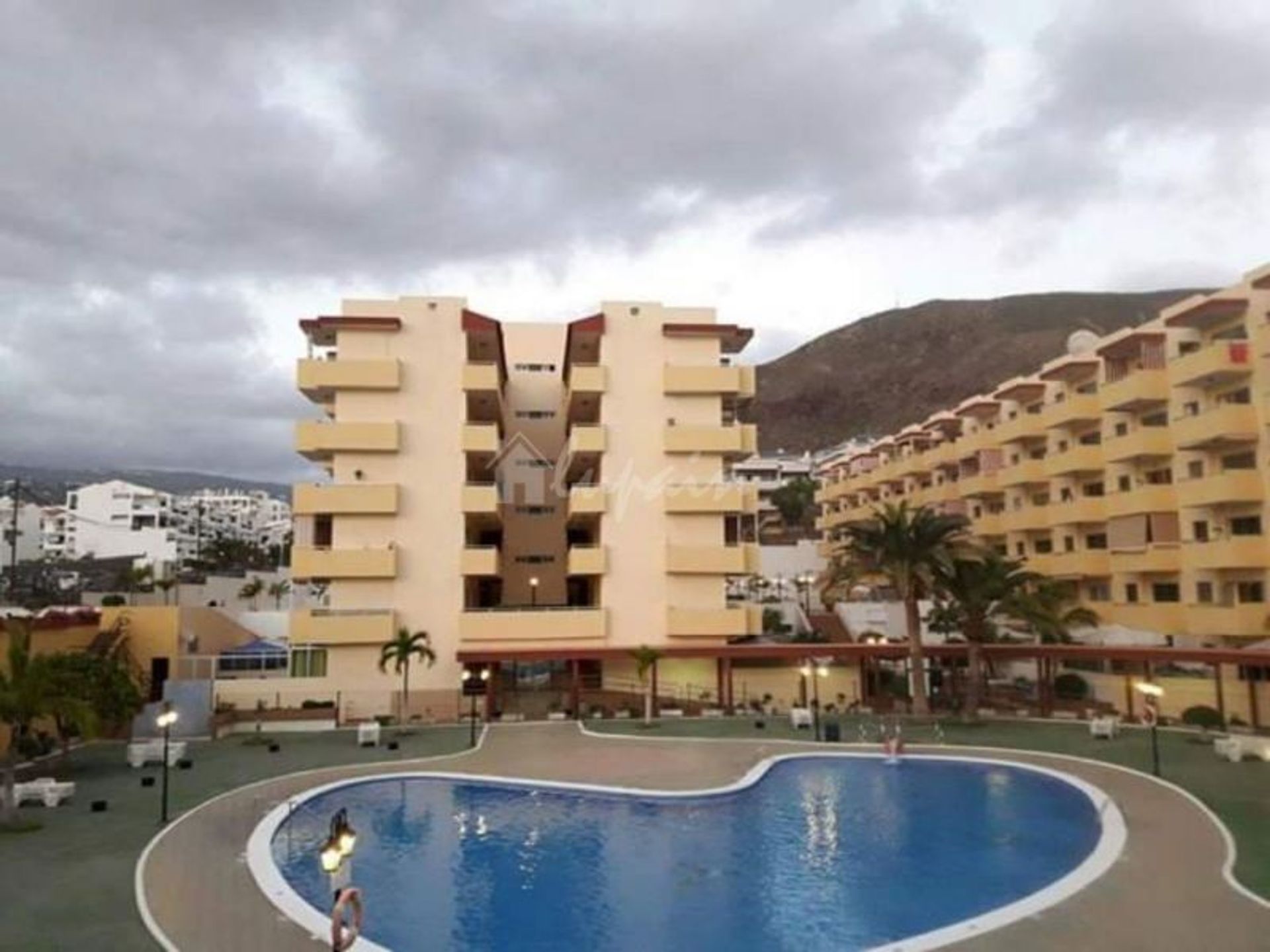 Condominio nel Los Cristianos, isole Canarie 10019771