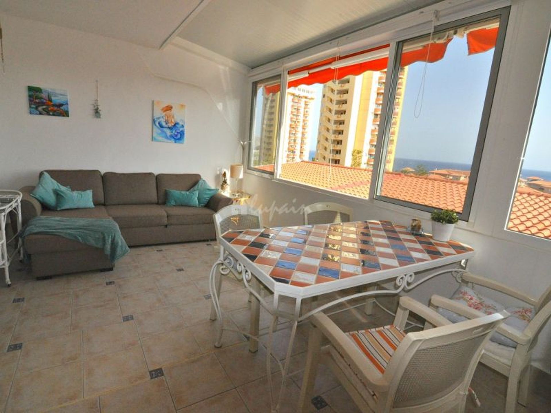 Condominium dans Los Cristianos, les îles Canaries 10019914