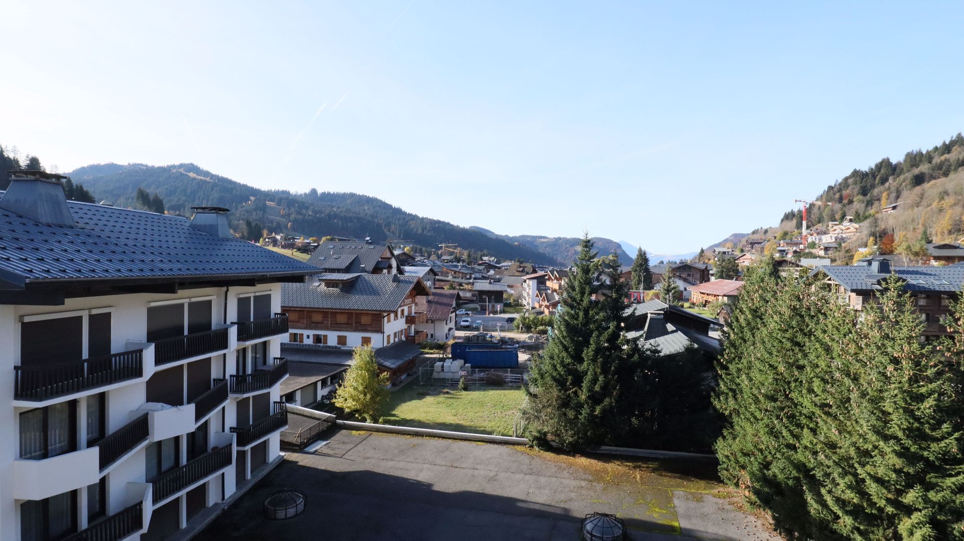 Condominium in Les Gets, Auvergne-Rhone-Alpes 10020832