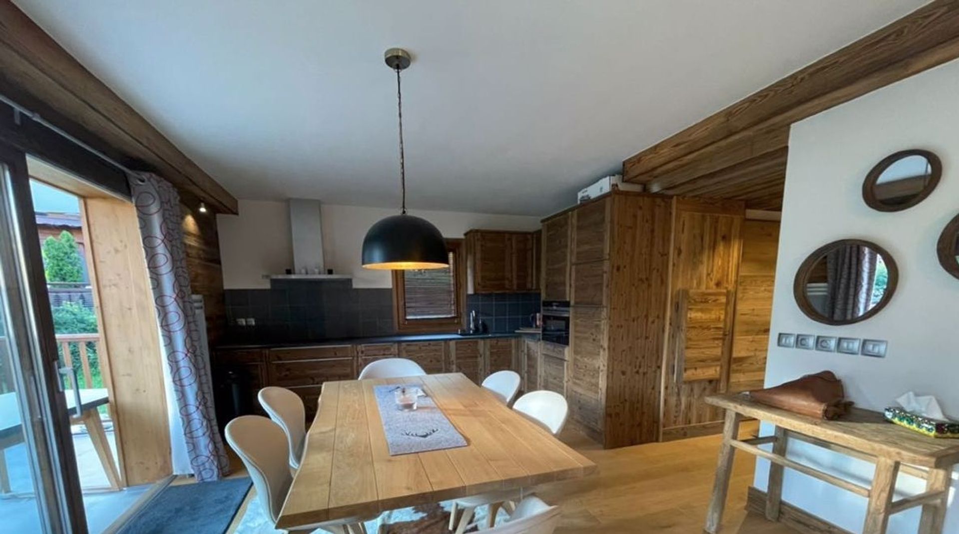 Condominio nel Magland, Auvergne-Rhone-Alpes 10020881