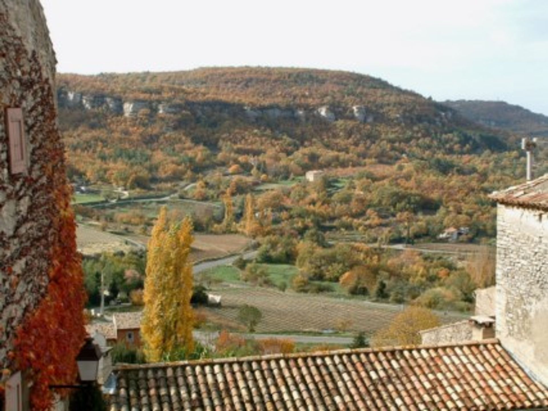 Talo sisään Saignon, Provence-Alpes-Cote d'Azur 10021082