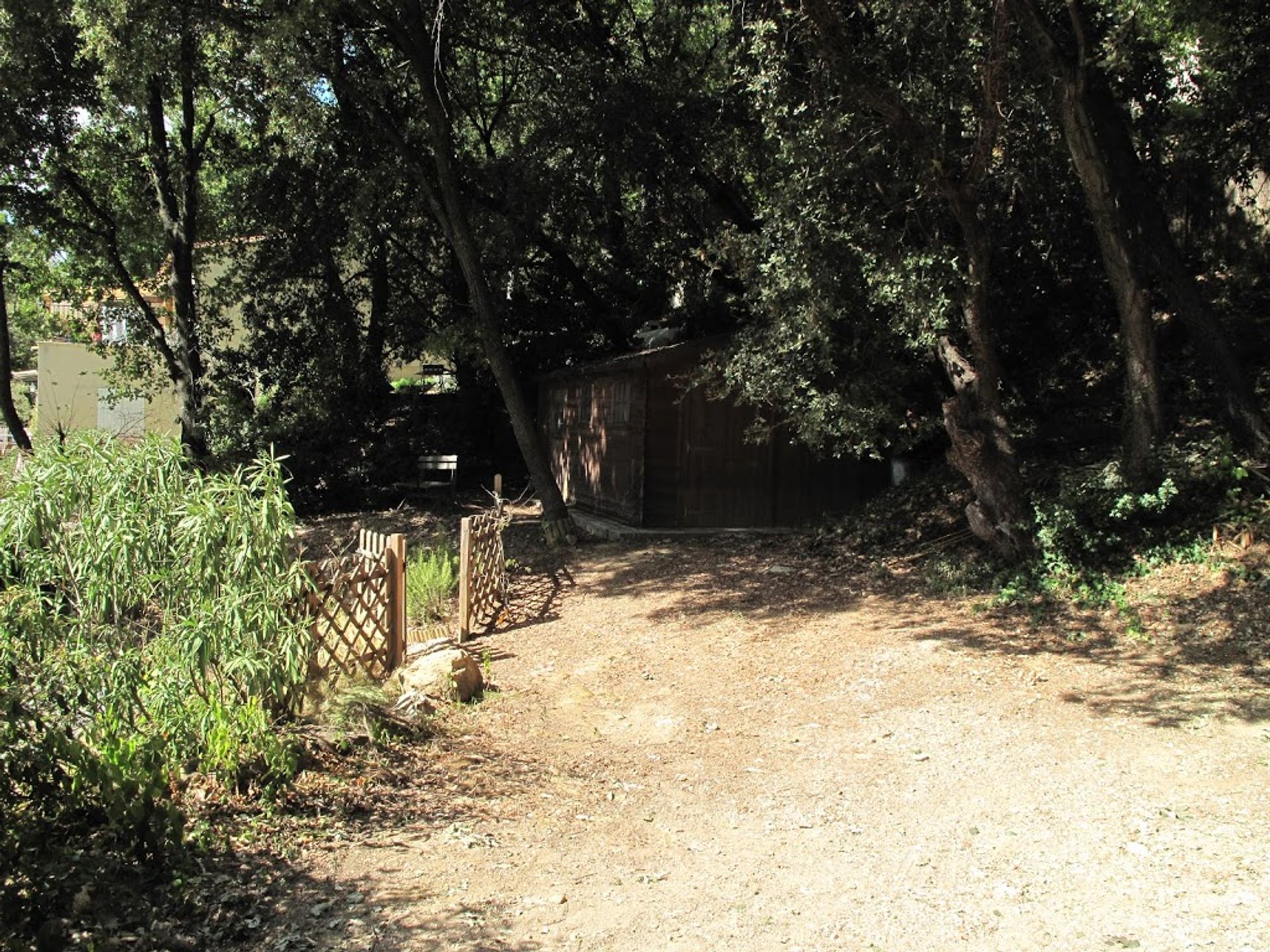 rumah dalam Uzes, Languedoc-Roussillon 10021135