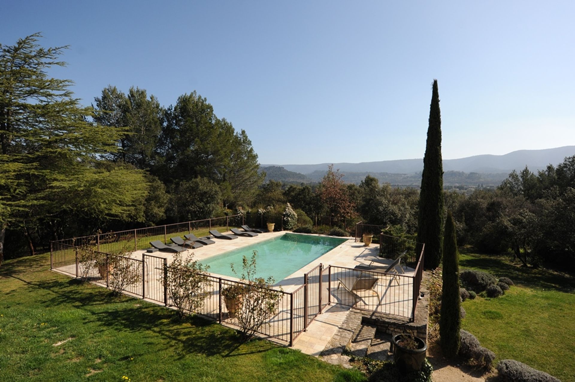 Casa nel Menerbes, Provence-Alpes-Cote d'Azur 10021184