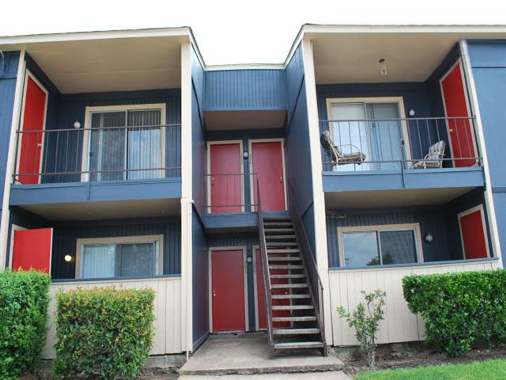 Condominium in Southside Place, Texas 10021435