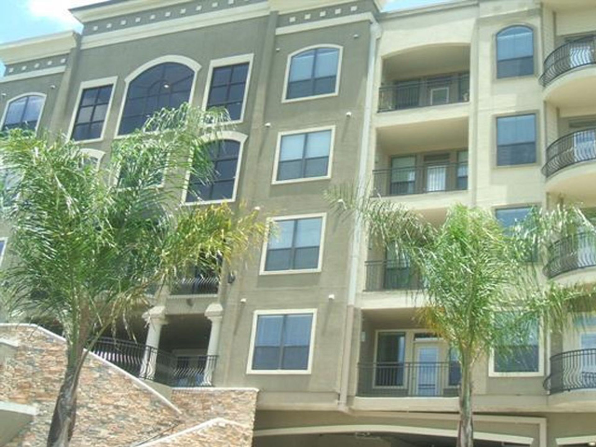 Condominium in Bellaire, Texas 10021549