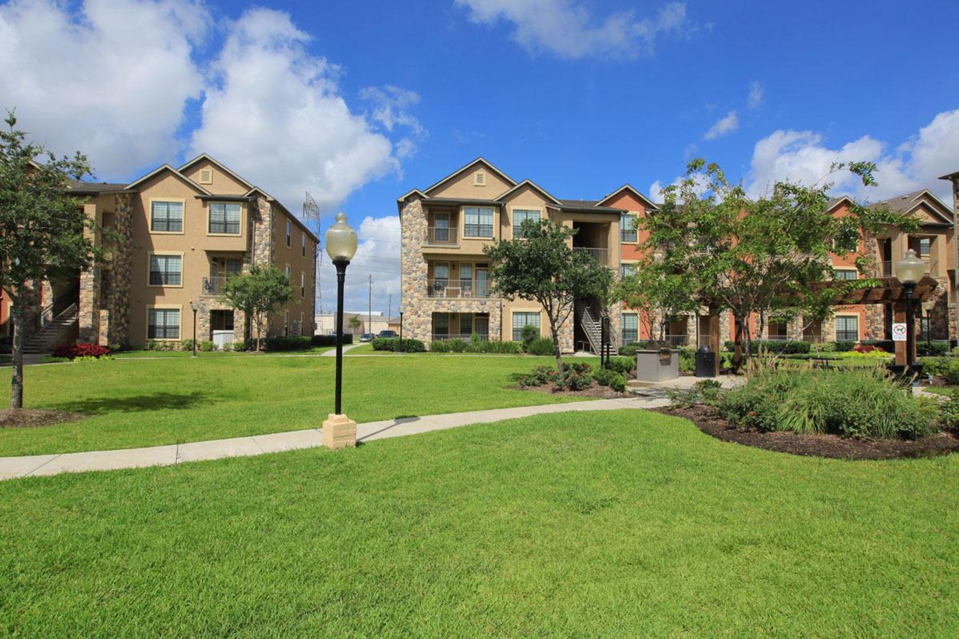 Condominium in Cinco Ranch, Texas 10021995