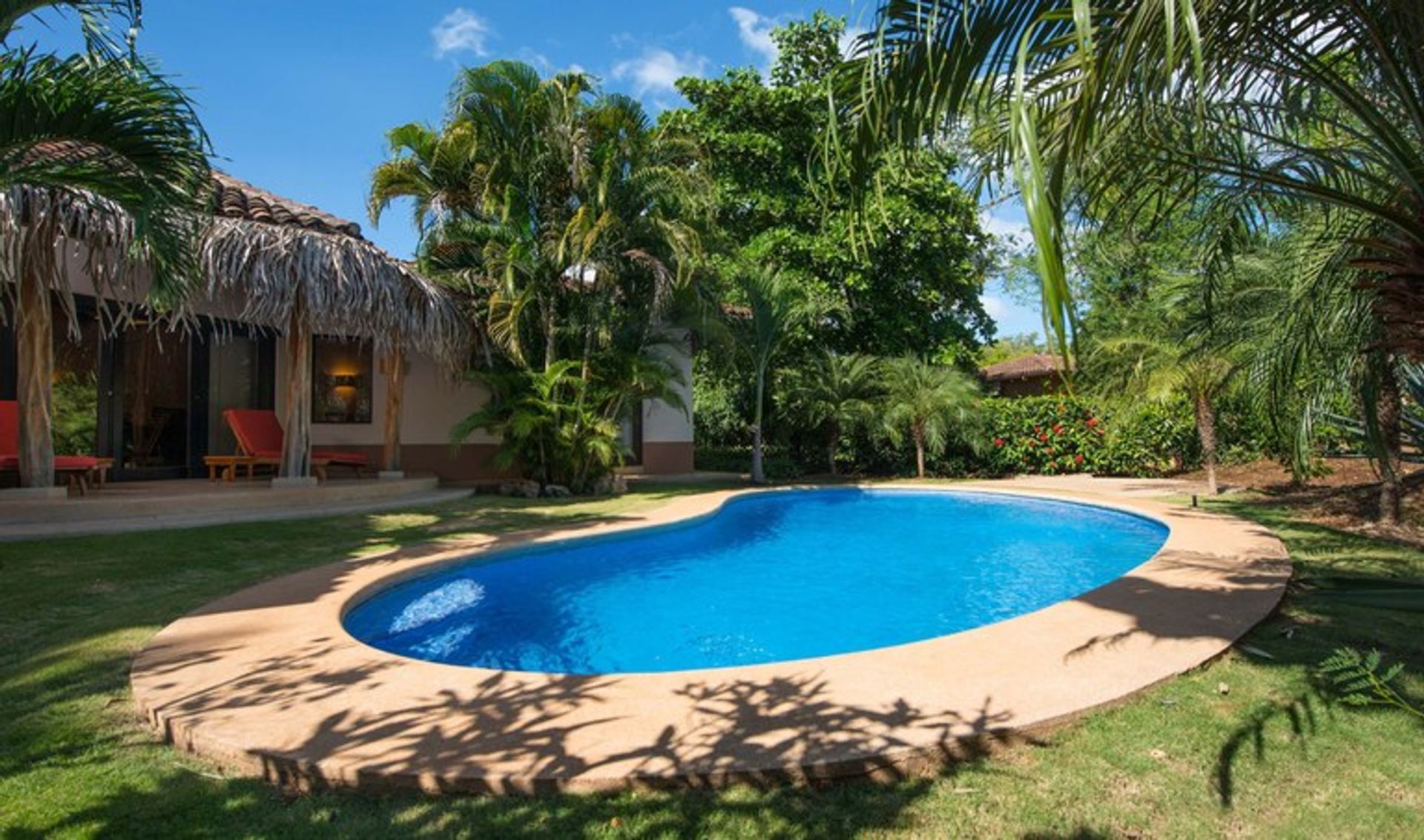 House in Angeles, Guanacaste 10022398