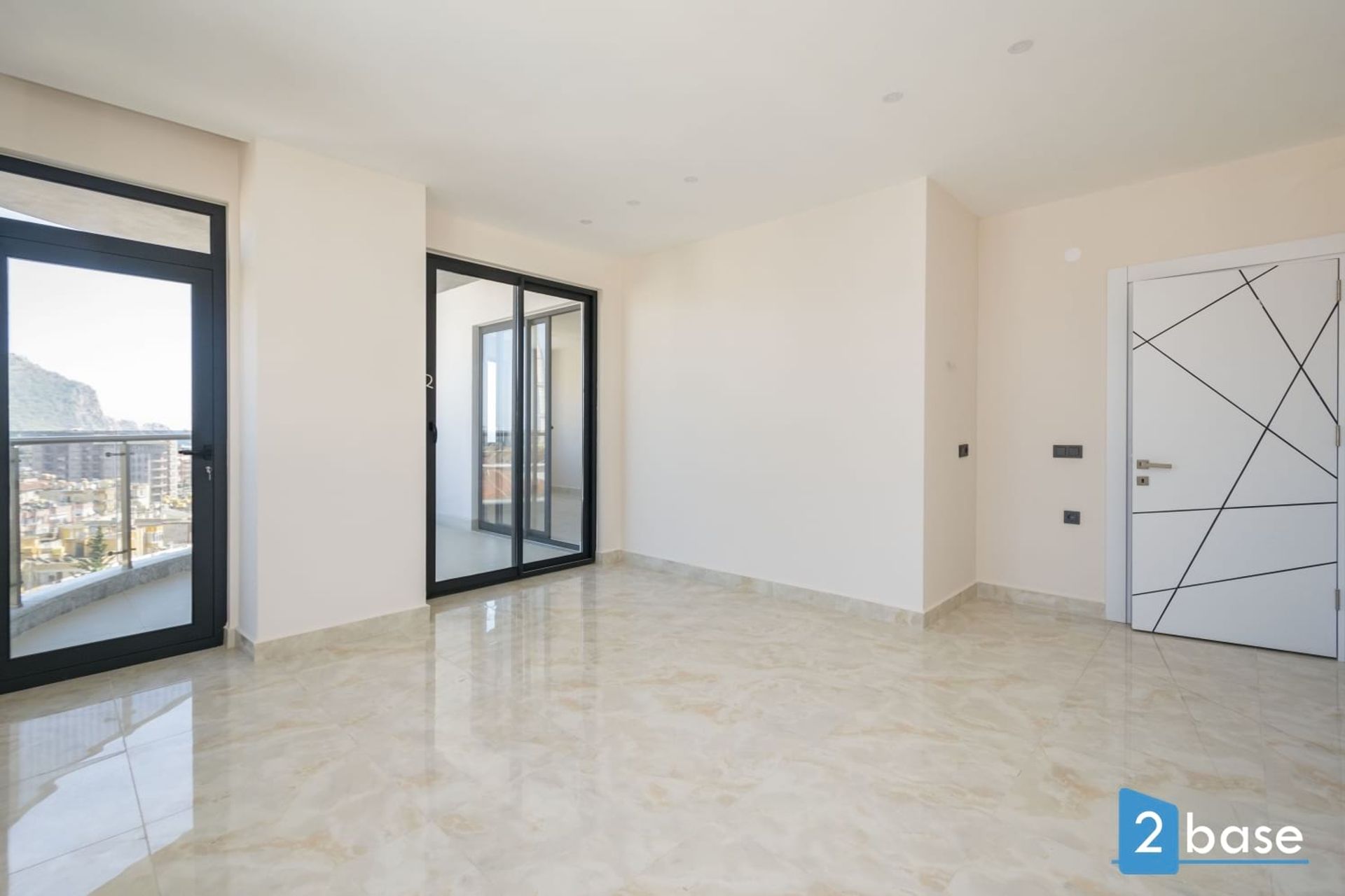 Condominium in Alanya Centre, Antalya 10022700