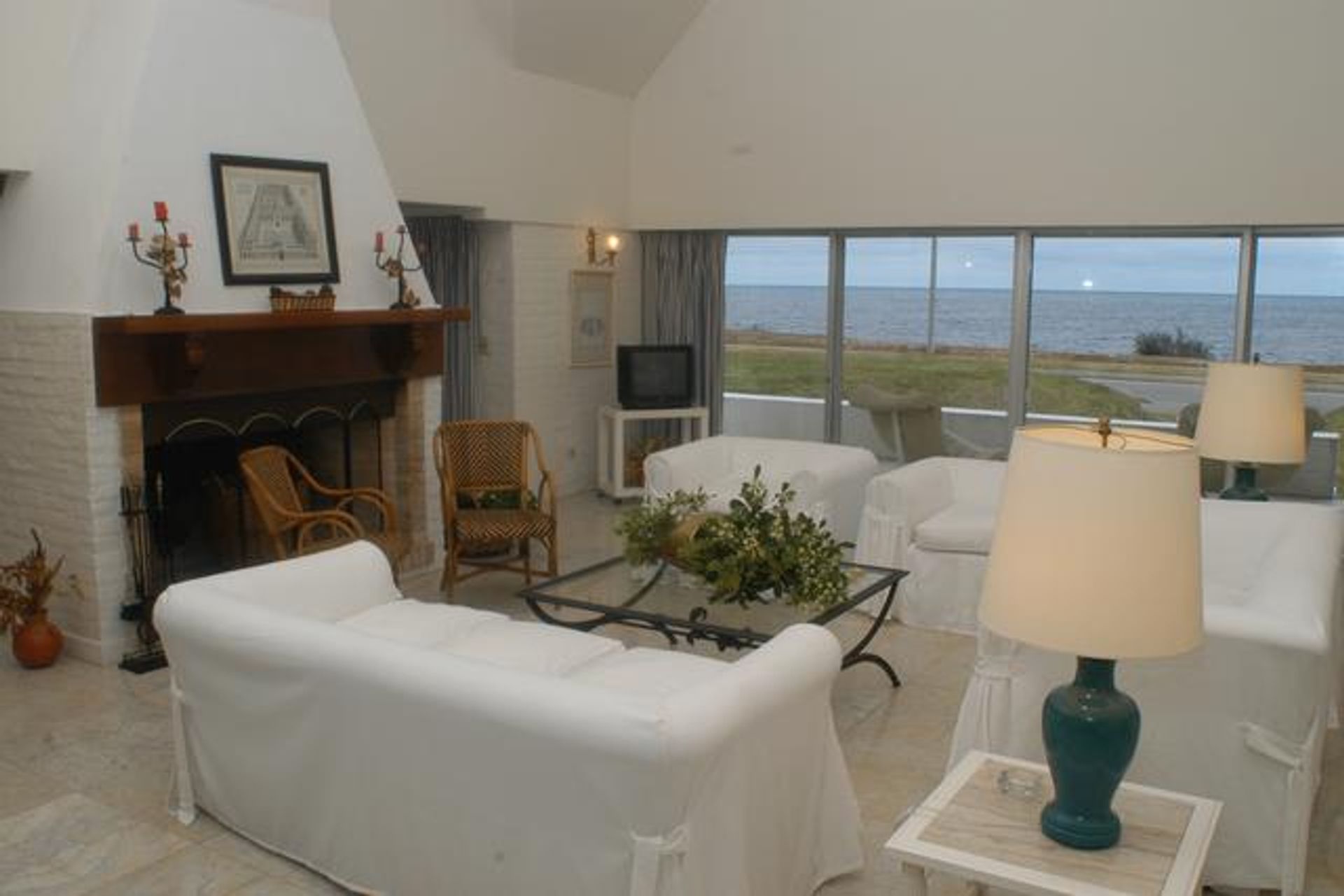 Condominium in Punta del Este,  10022714