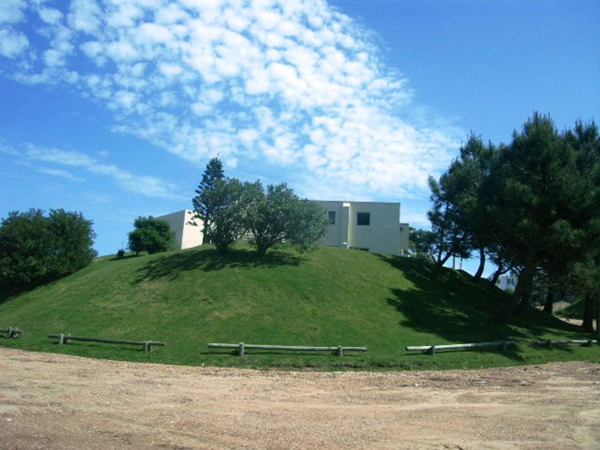 Condominium in Punta del Este,  10022754