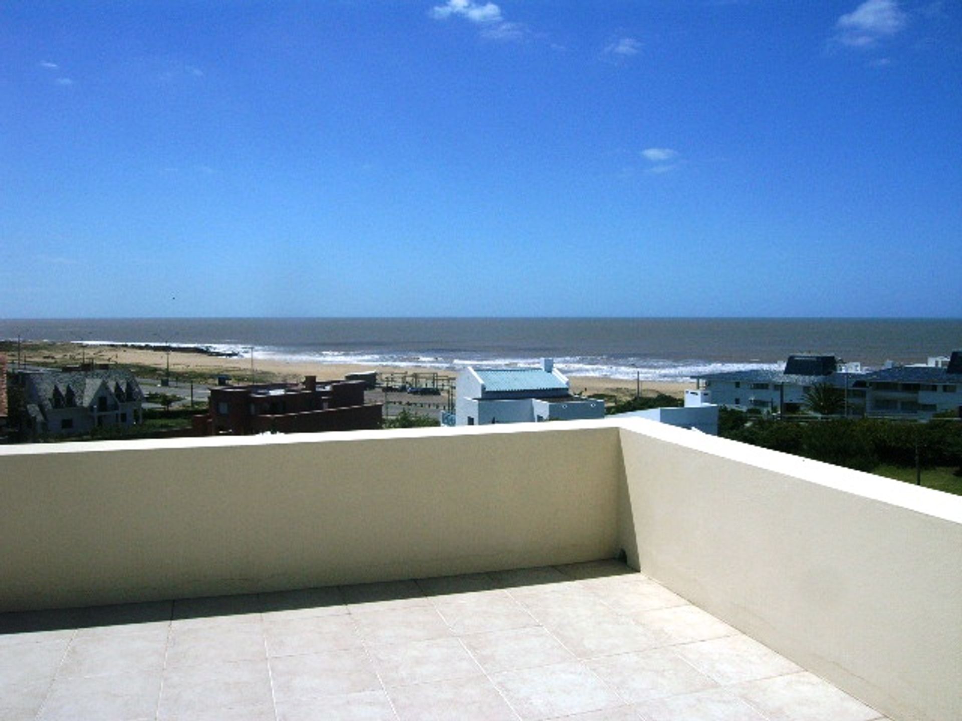 Condominium in Punta del Este,  10022754