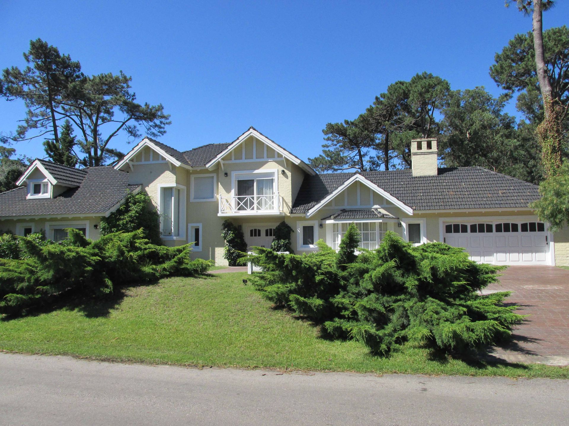 Condominium in Punta del Este,  10022761