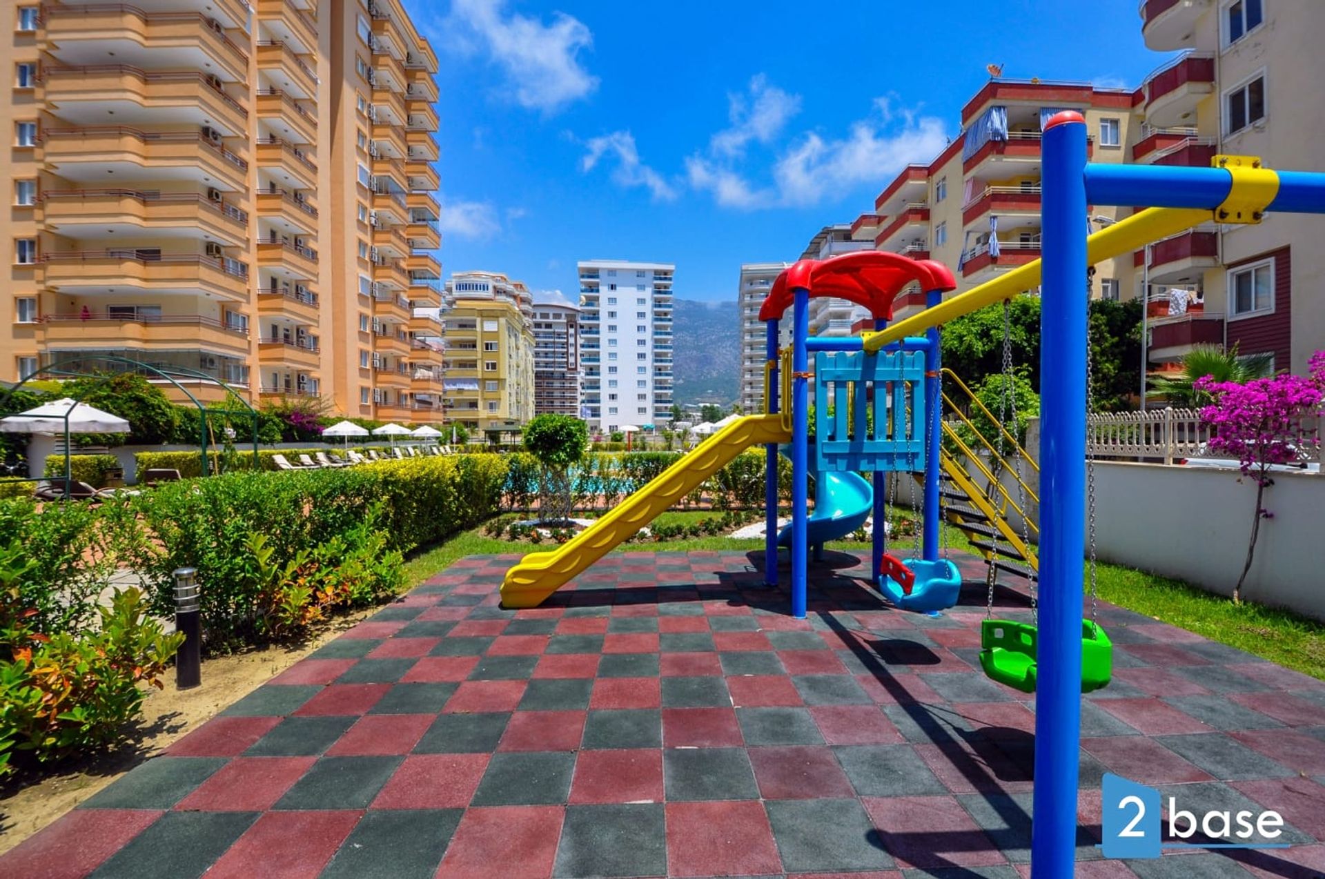 Condominium in Alanya Mahmutlar, Antalya 10022914