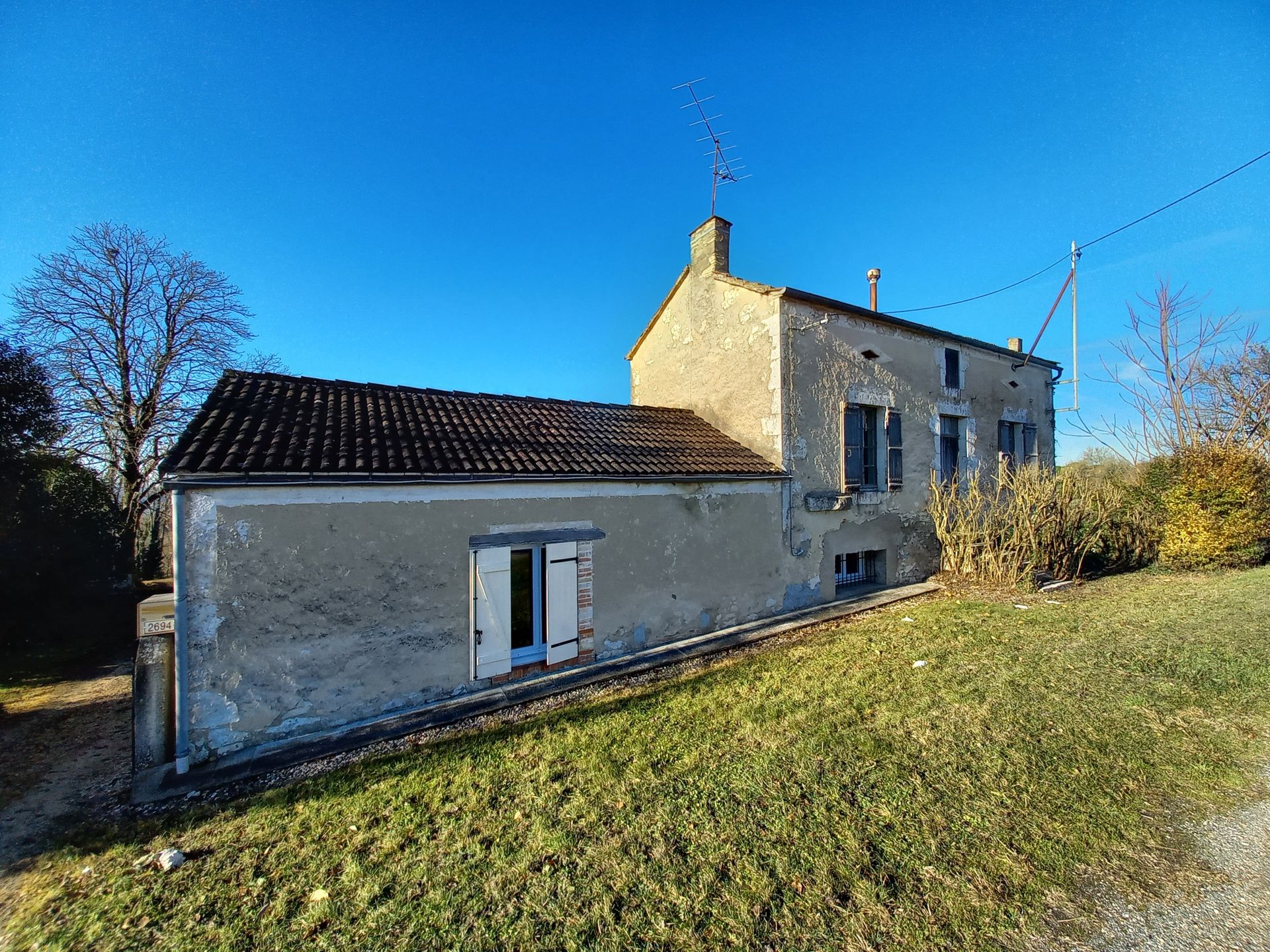 Hus i Castillonnes, Nouvelle-Aquitaine 10024378