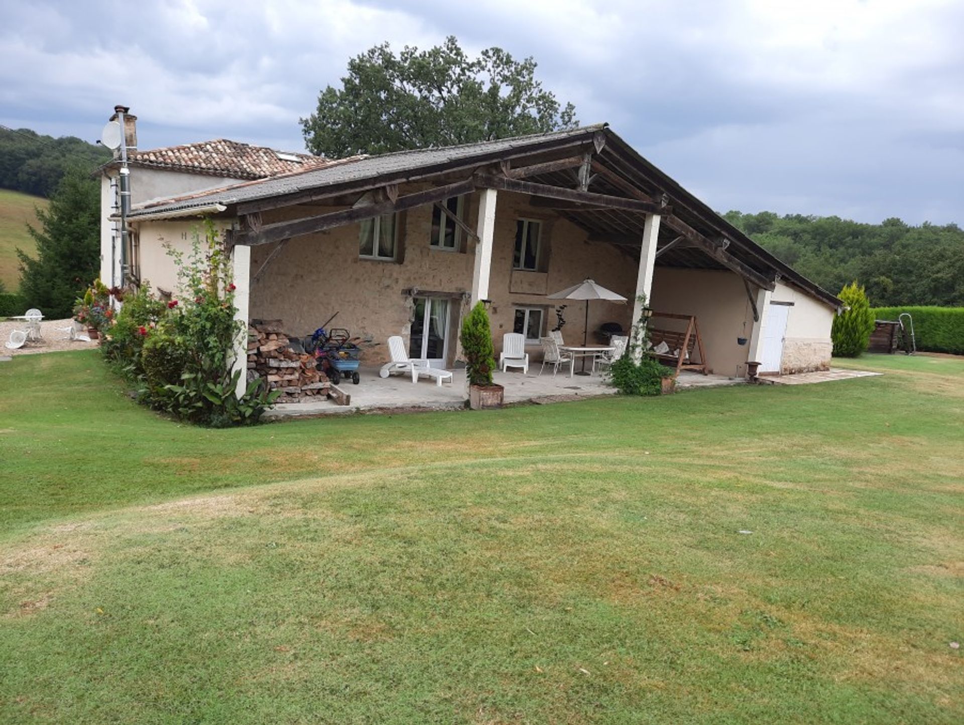 Hus i Caubon-Saint-Sauveur, Nouvelle-Aquitaine 10024398