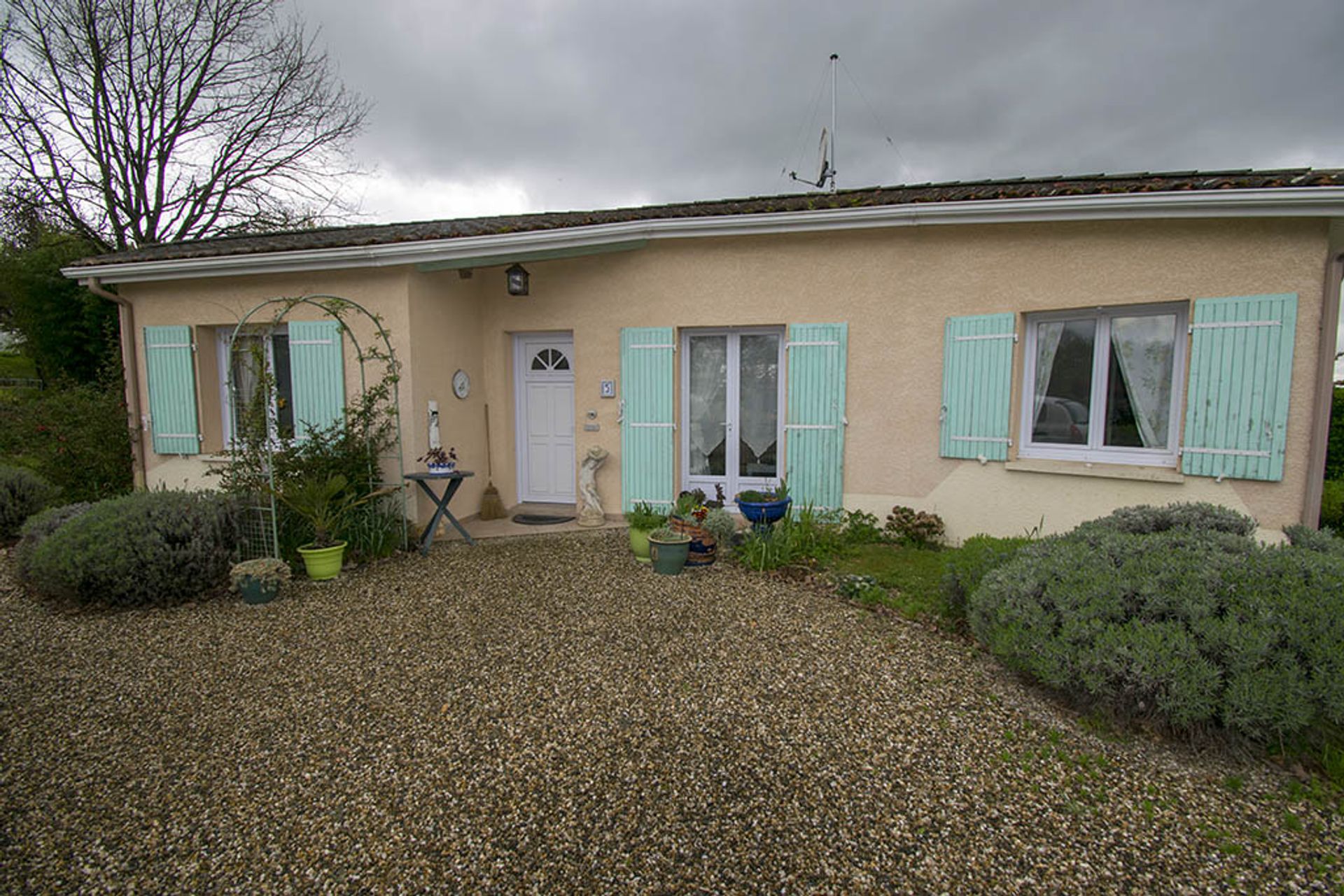 House in Lalandusse, Nouvelle-Aquitaine 10024422