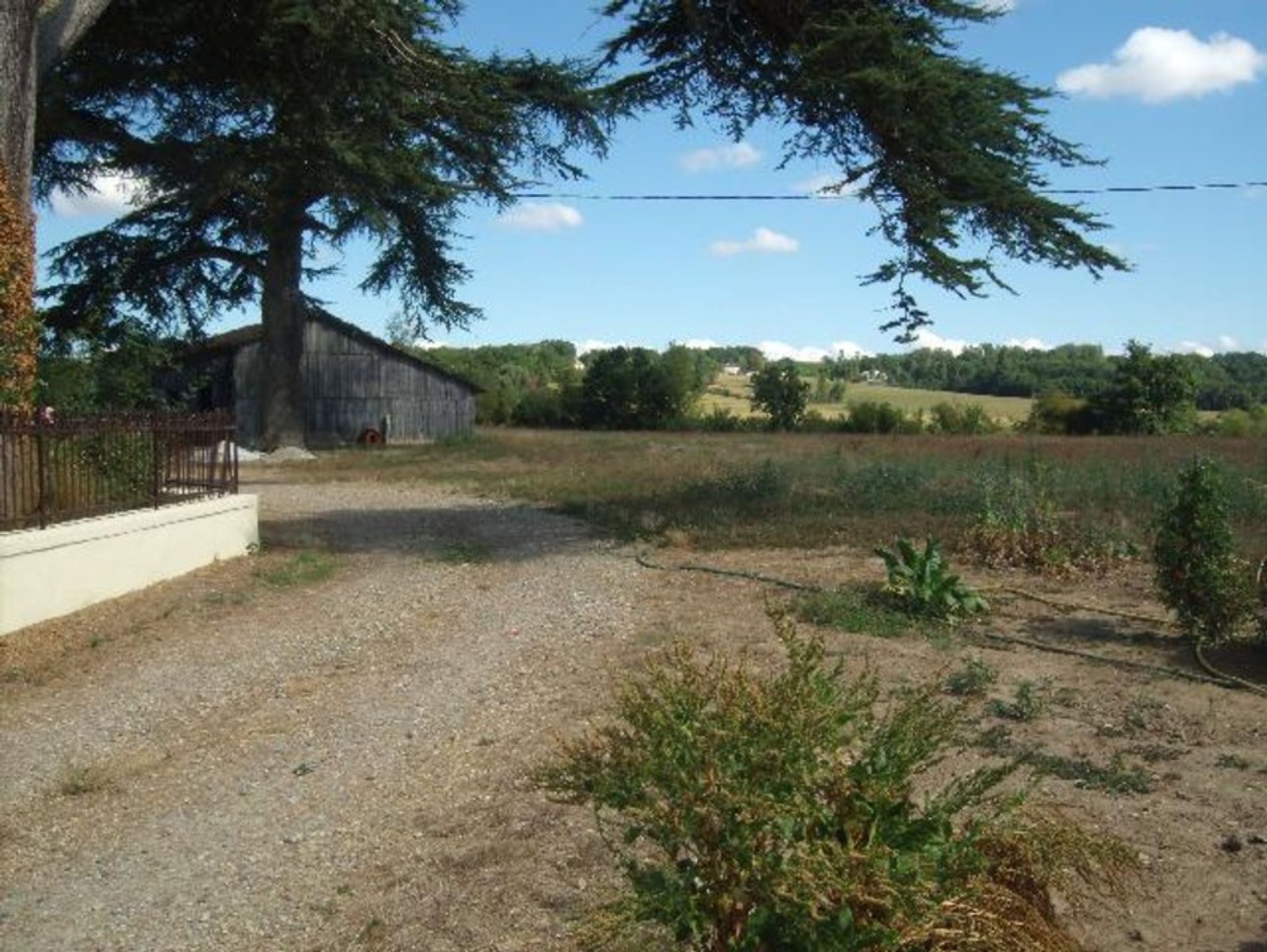 casa en Moustier, Nouvelle-Aquitaine 10024468