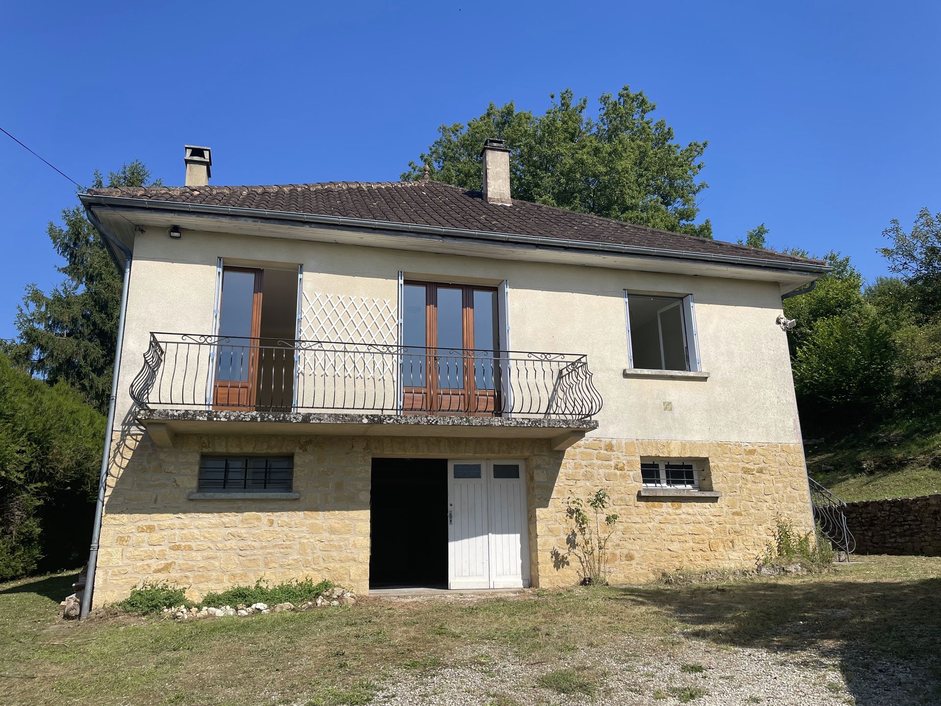 House in Belves, Nouvelle-Aquitaine 10024524