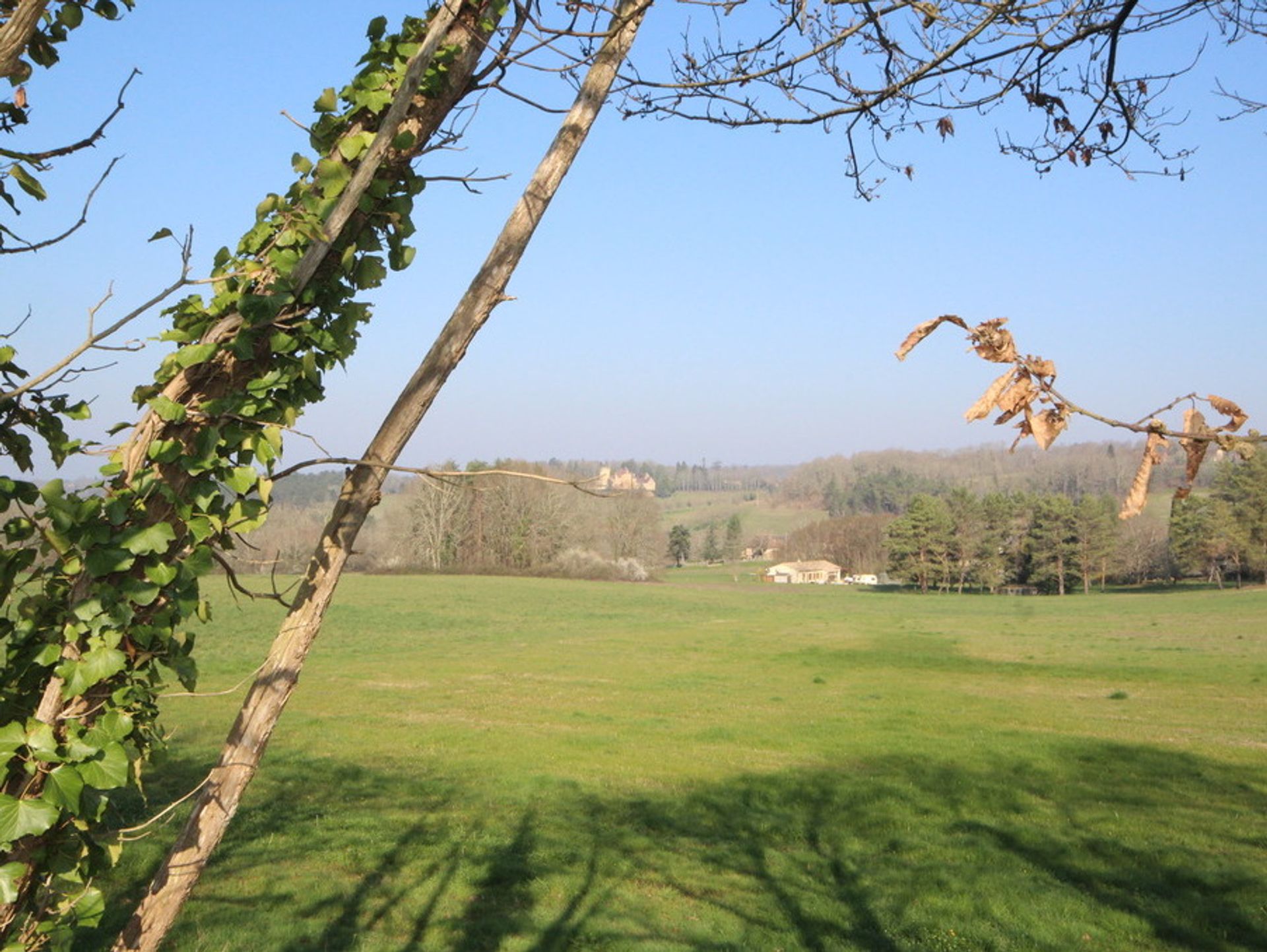 Land i Le Coux, Nouvelle-Aquitaine 10024592