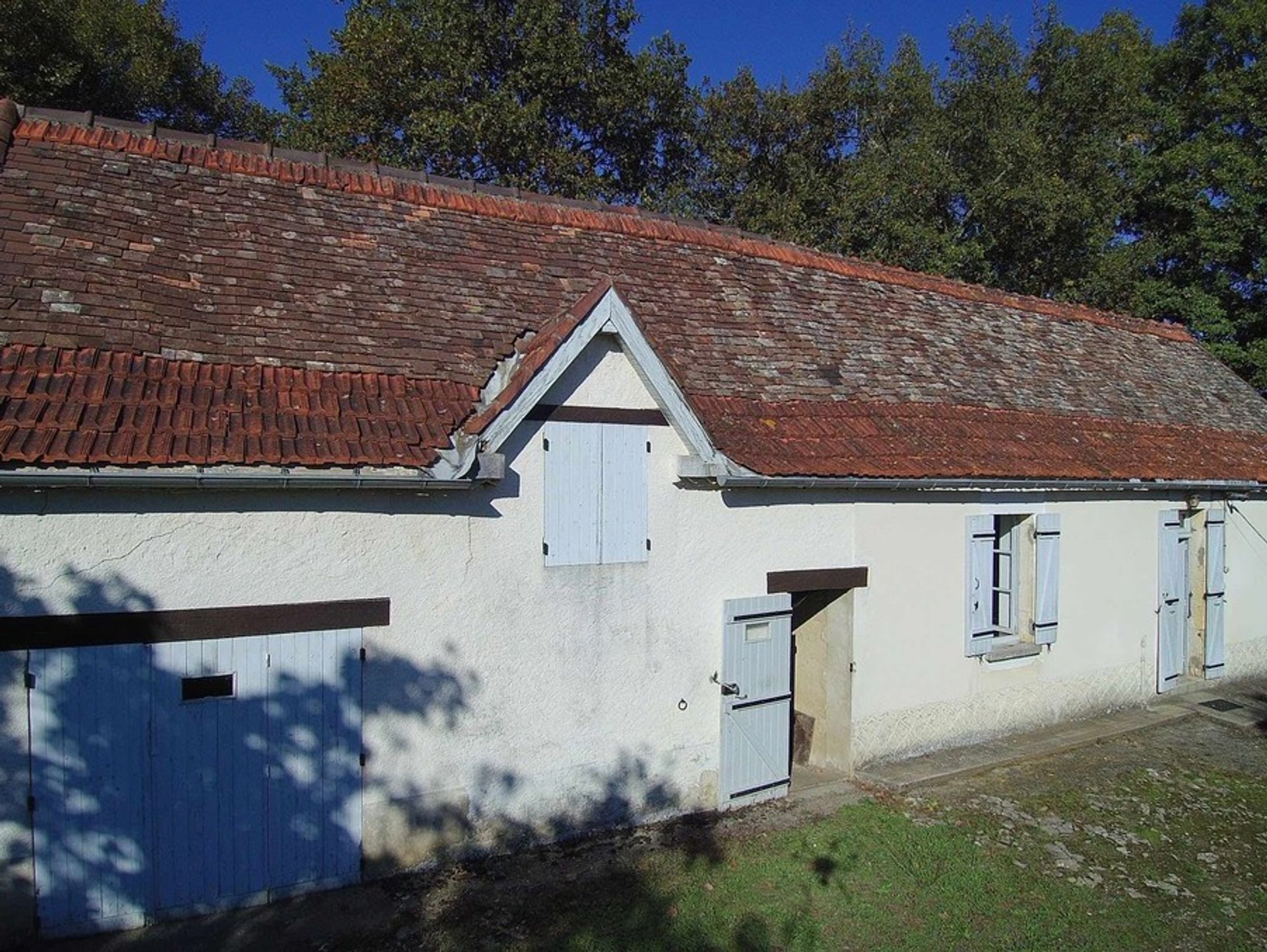 Hus i Couze et st front, Nouvelle-Aquitaine 10024593