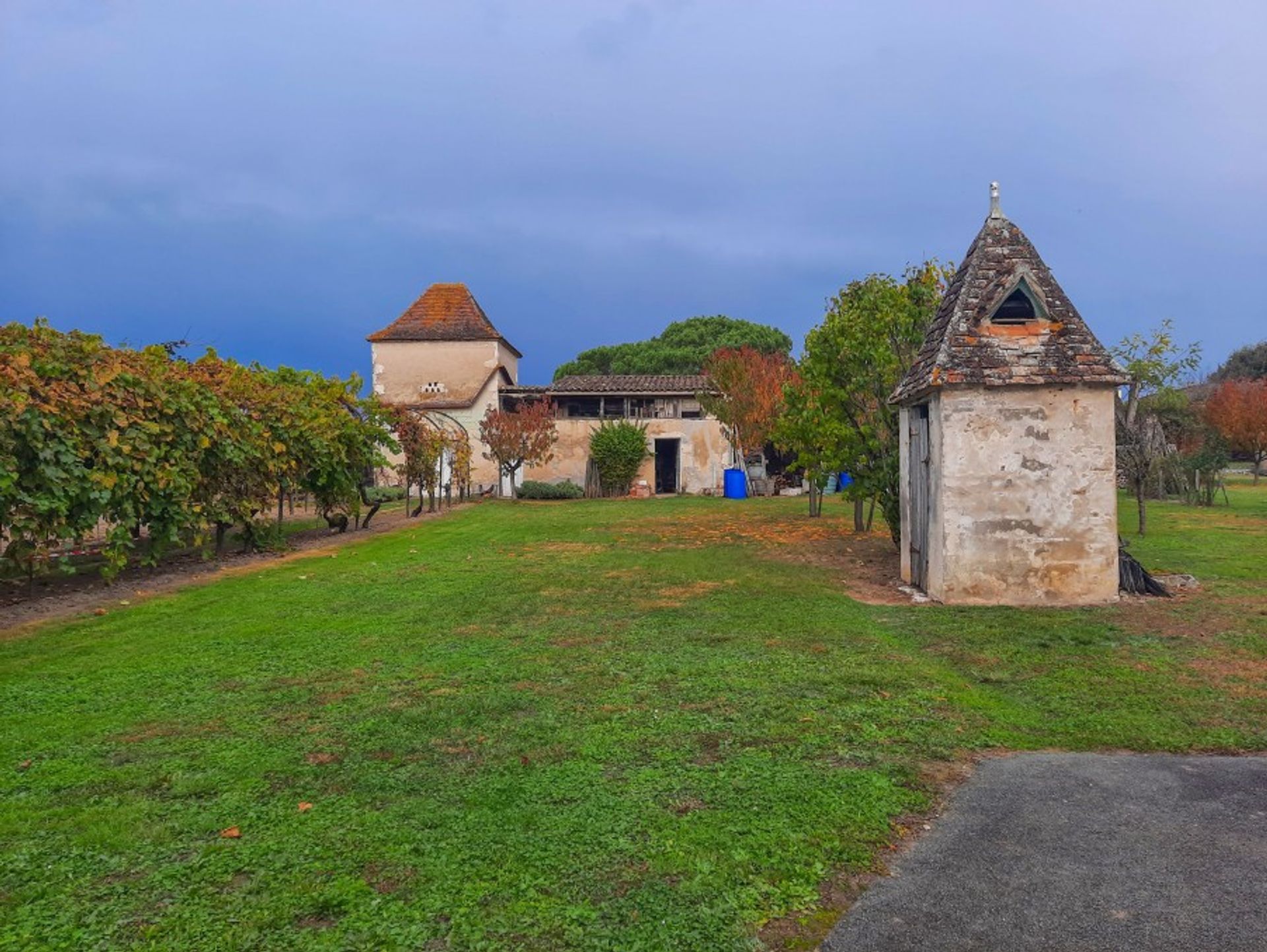 Dom w Eymet, Nouvelle-Aquitaine 10024601