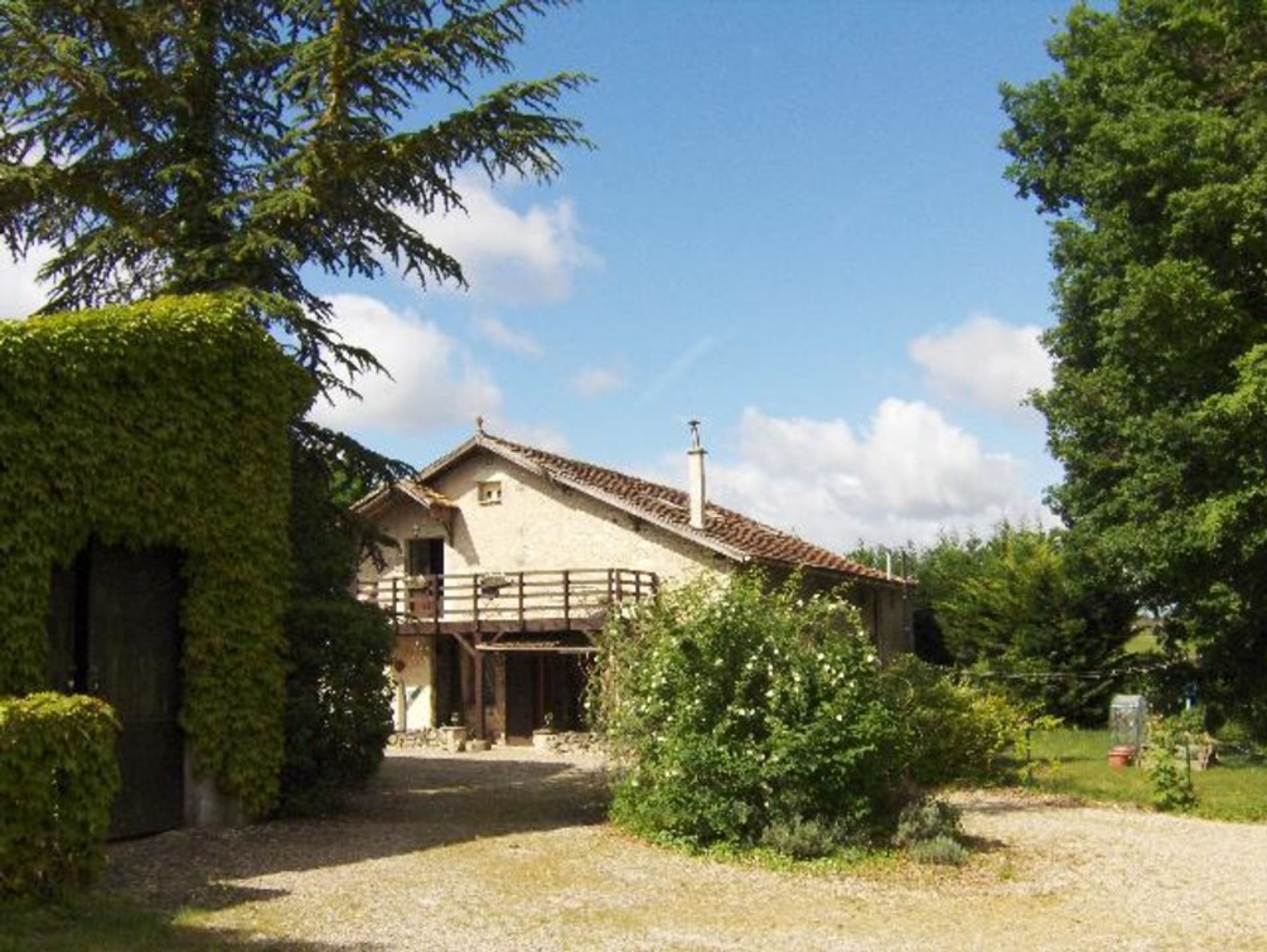 rumah dalam Fonroque, Nouvelle-Aquitaine 10024632