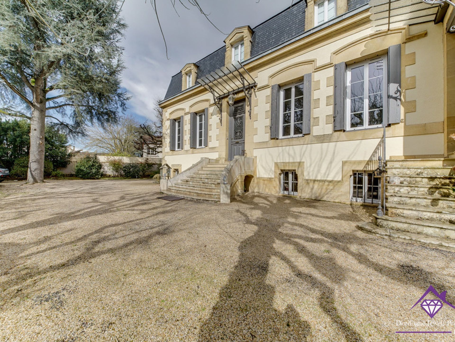 casa en Lalinde, Nouvelle-Aquitaine 10024650