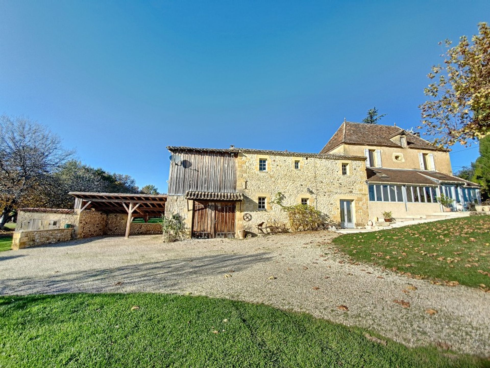 rumah dalam Lalinde, Nouvelle-Aquitaine 10024661