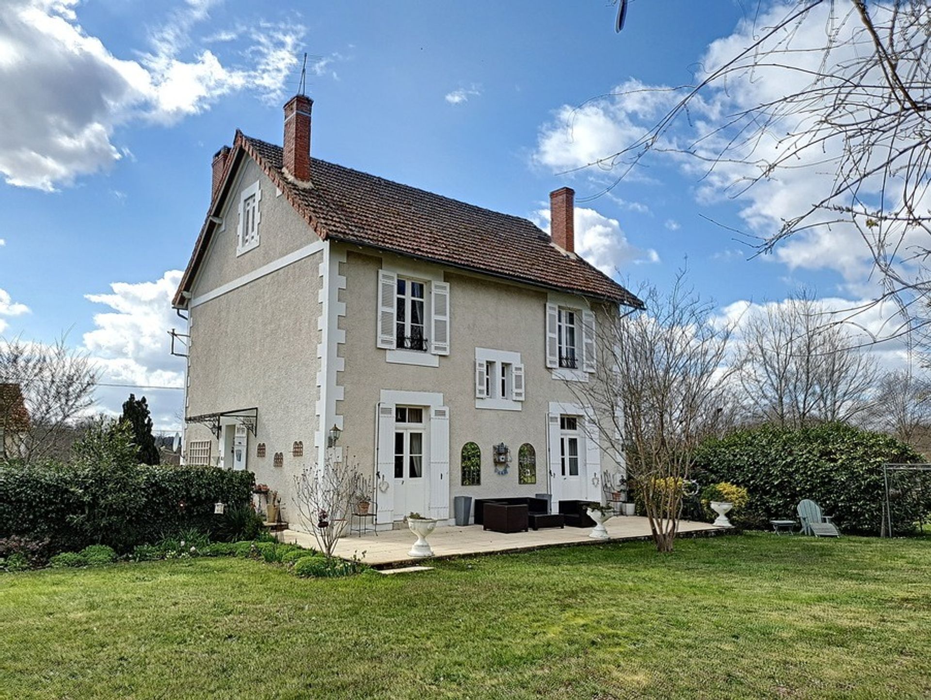 Huis in Lalinde, Nouvelle-Aquitanië 10024662