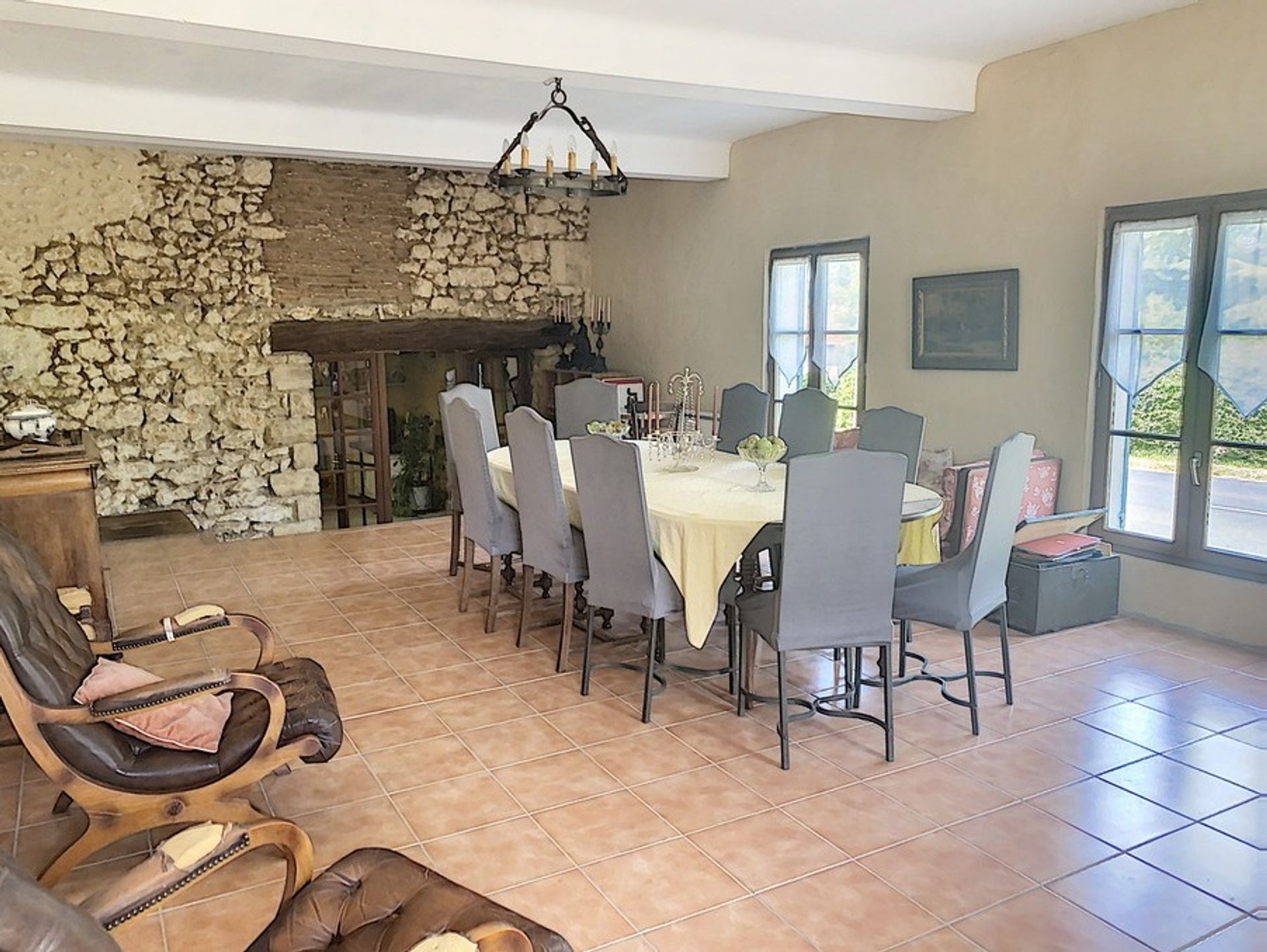 Huis in Lalinde, Nouvelle-Aquitaine 10024673