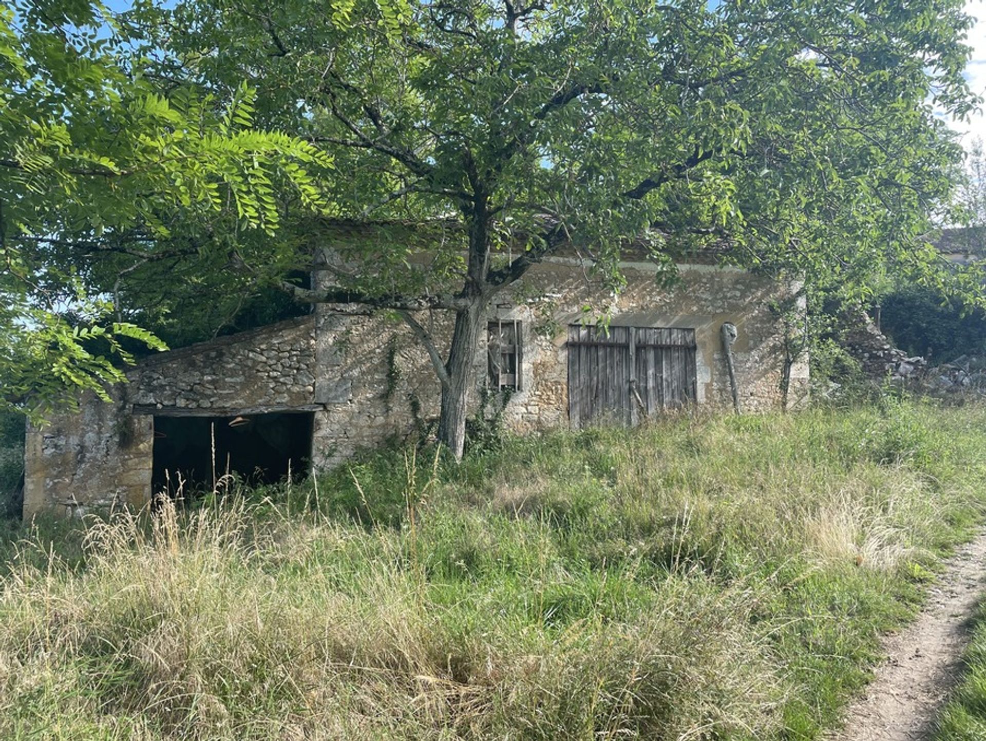 rumah dalam Lavalade, Nouvelle-Aquitaine 10024692