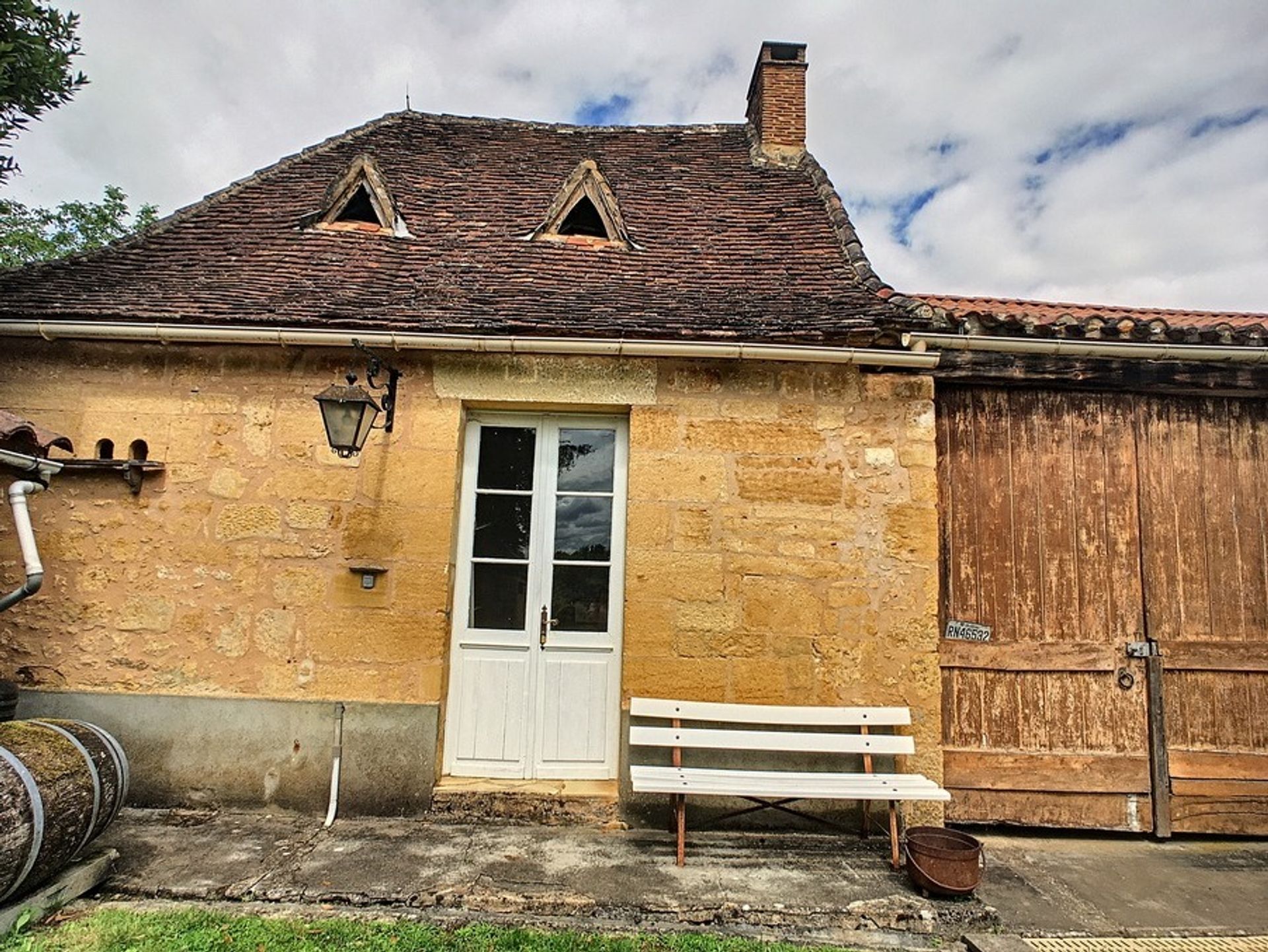 casa no Mauzac et grand castang, Nouvelle-Aquitaine 10024704