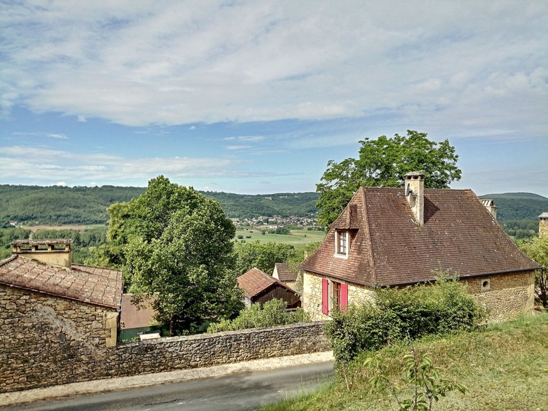 土地 在 Saint-cyprien, Nouvelle-Aquitaine 10024807