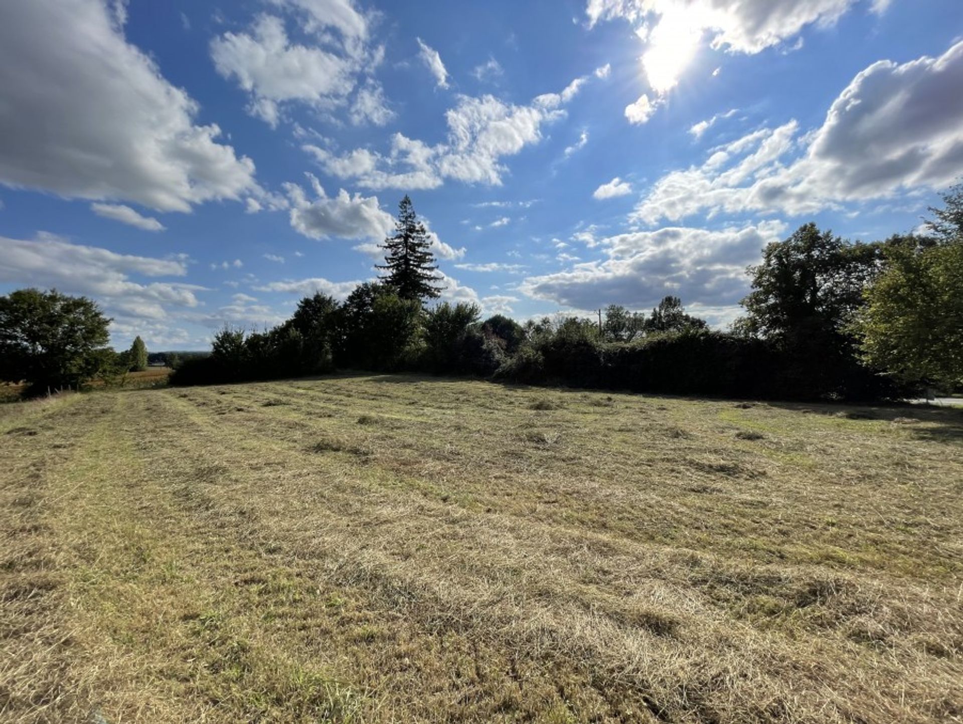 Land in Ste sabine born, Nouvelle-Aquitaine 10024856