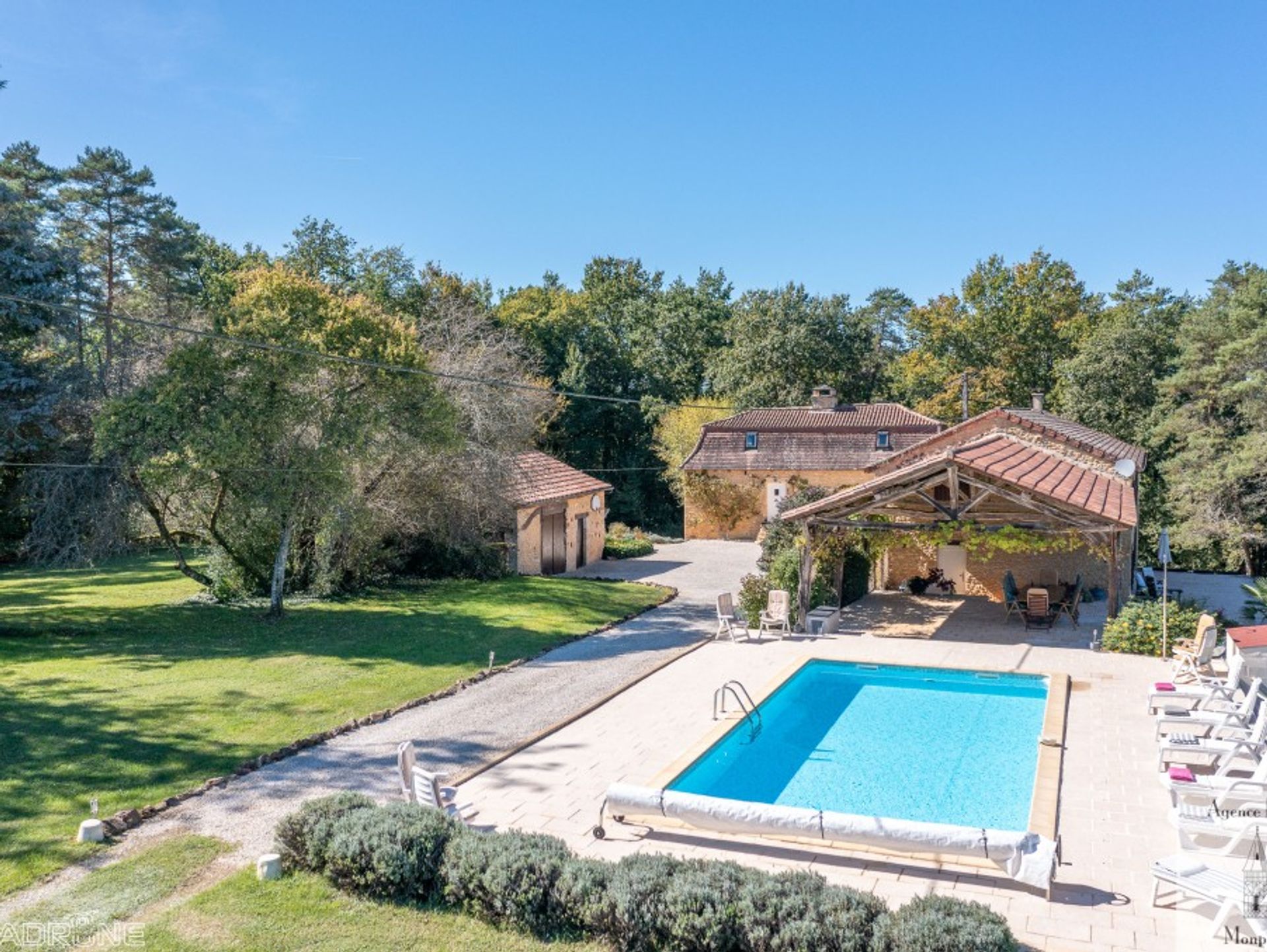 Hus i Villefranche-du-Périgord, Nouvelle-Aquitaine 10024869