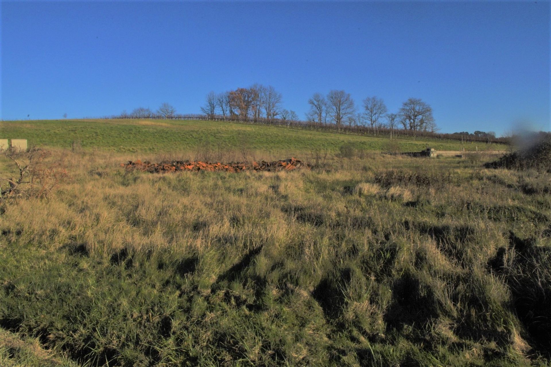 Tanah dalam Riocaud, Nouvelle-Aquitaine 10024882