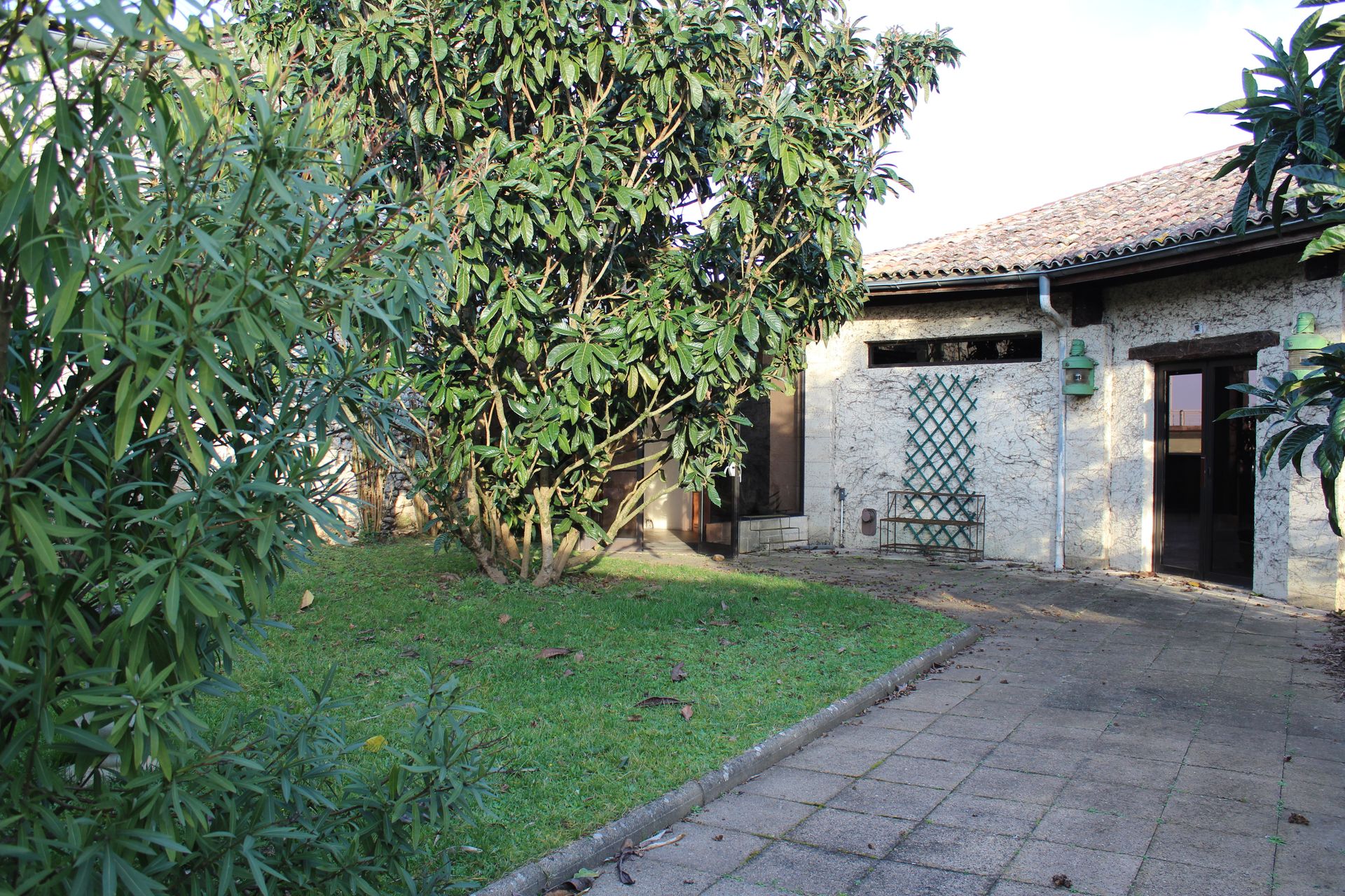 Casa nel Sainte-Foy-la-Grande, Nouvelle-Aquitaine 10024887