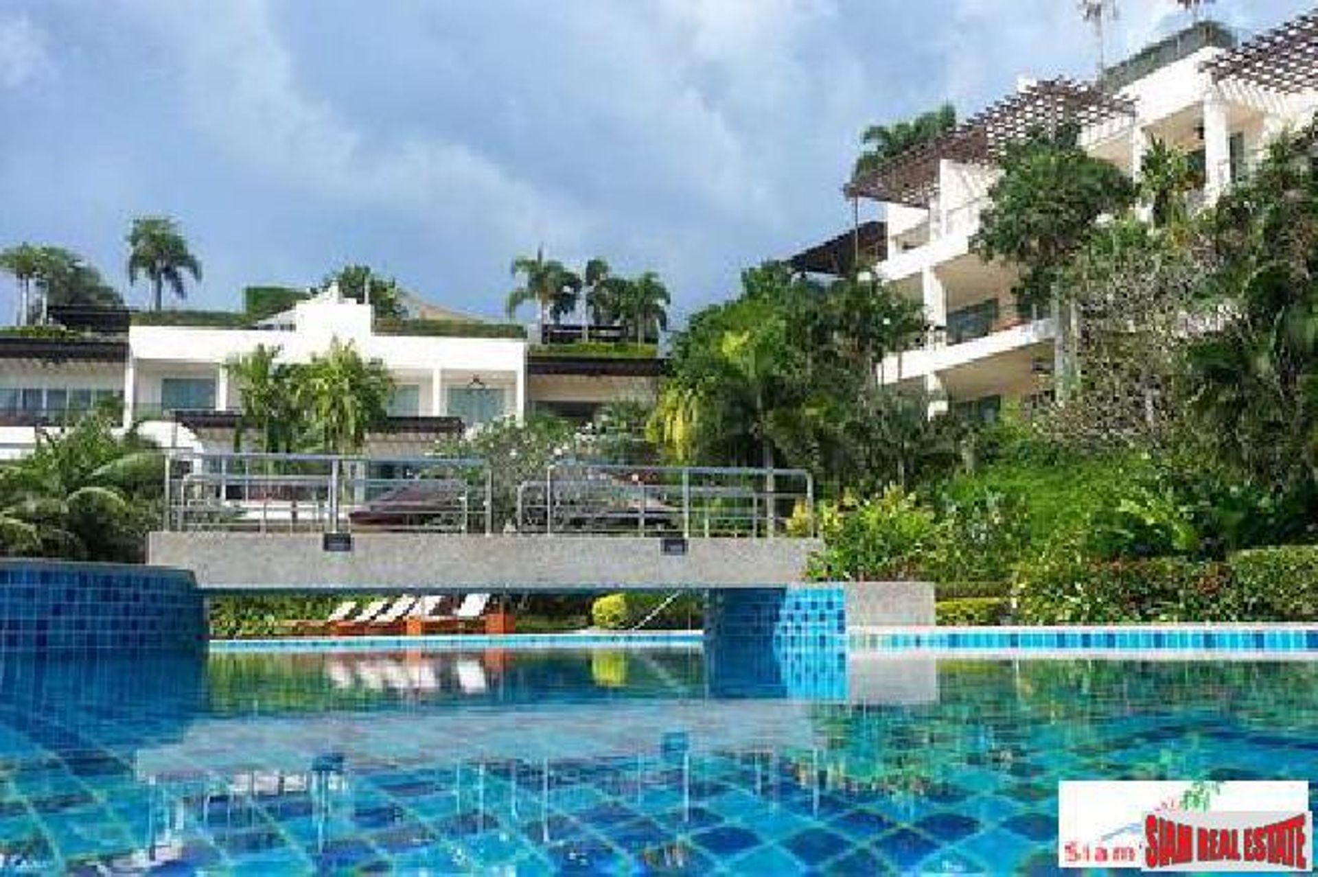 Condominium in Ban La Yan, Phuket 10025038