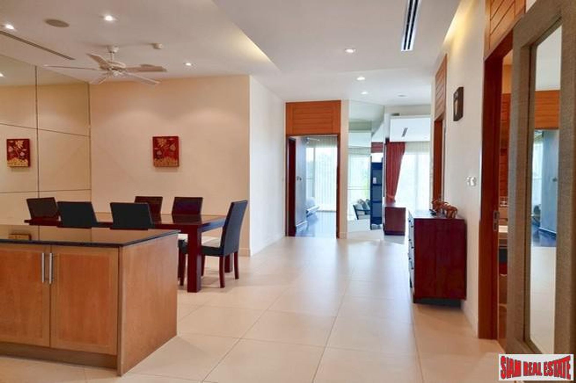 Condominium dans Ban La Yan, Phuket 10025038